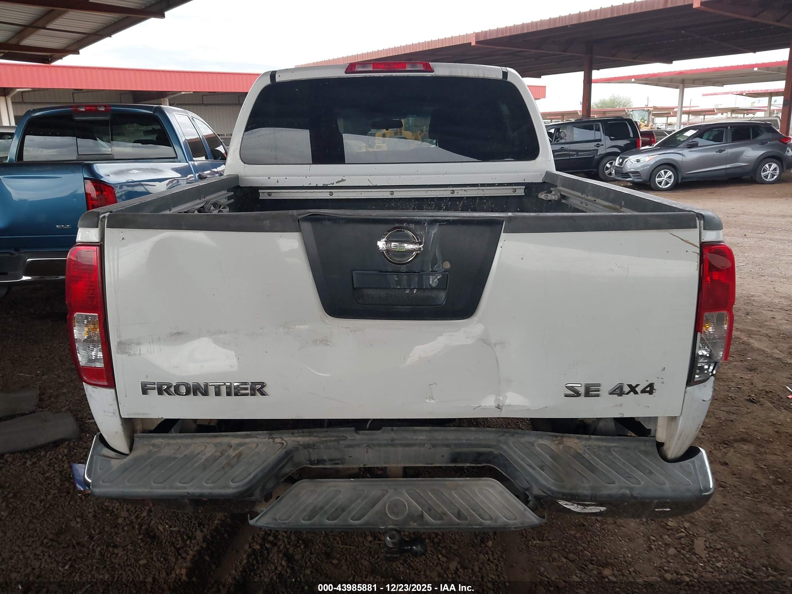 NISSAN FRONTIER image 6