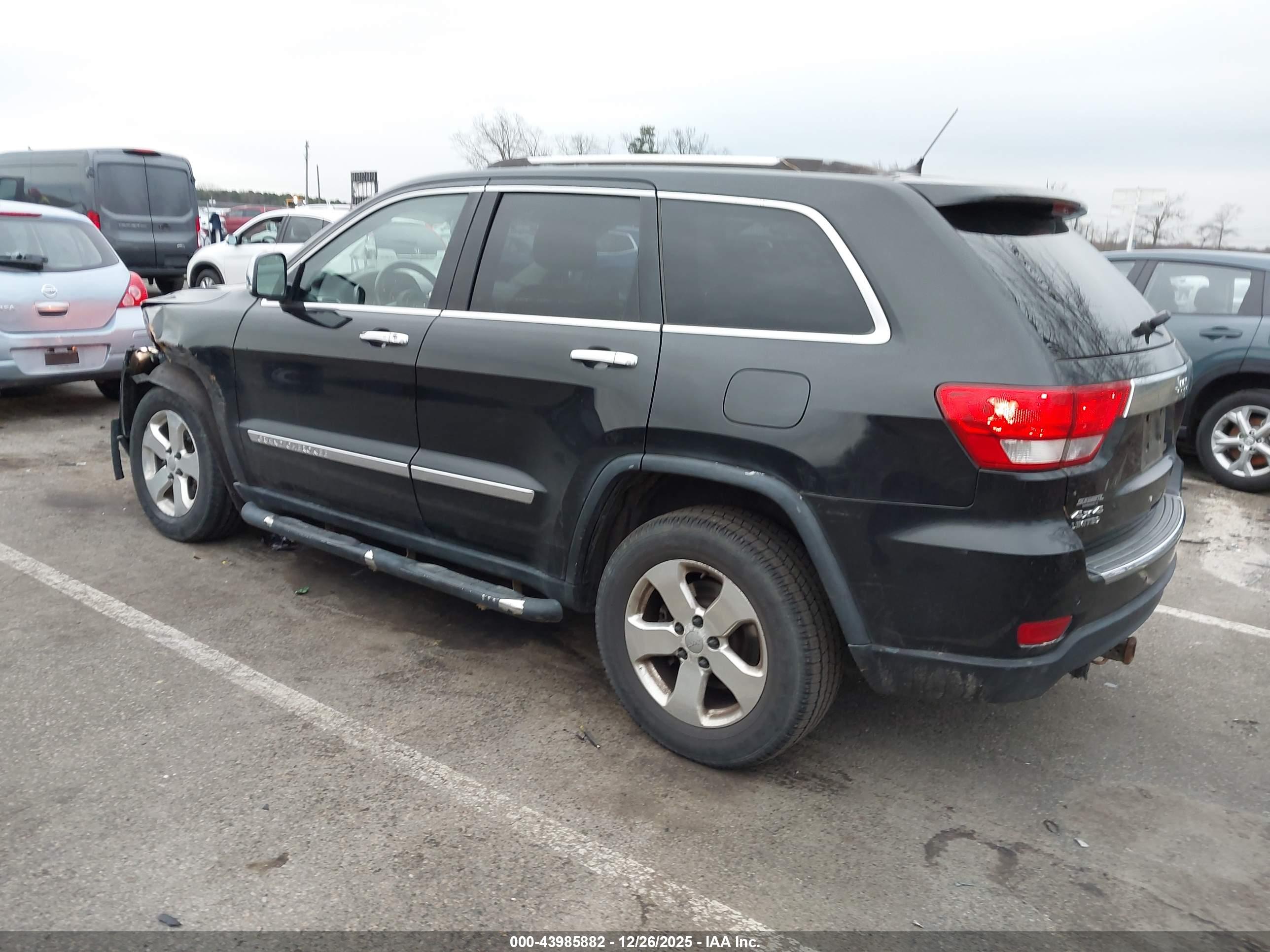 JEEP GRAND image 3