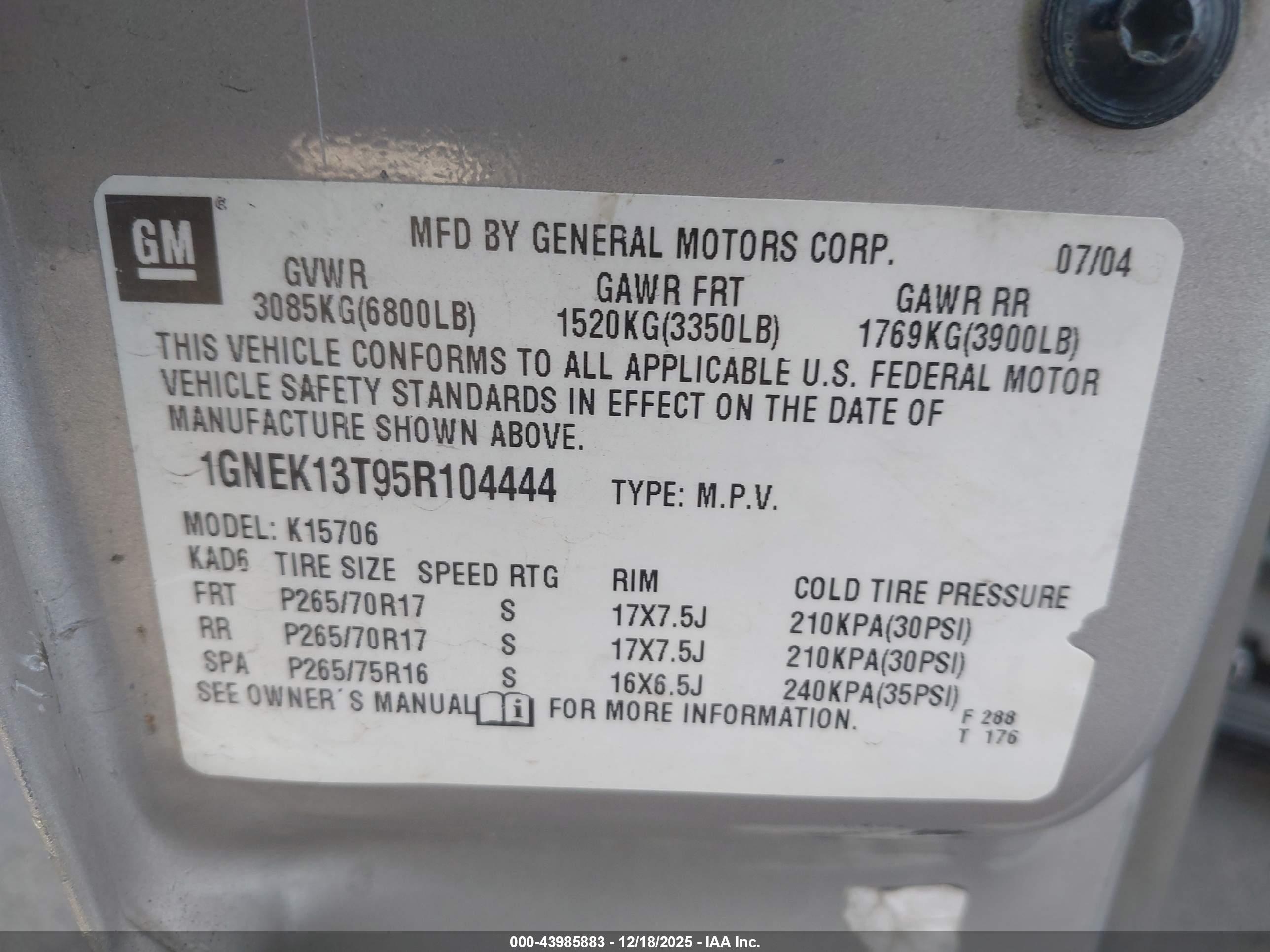 CHEVROLET TAHOE image 9