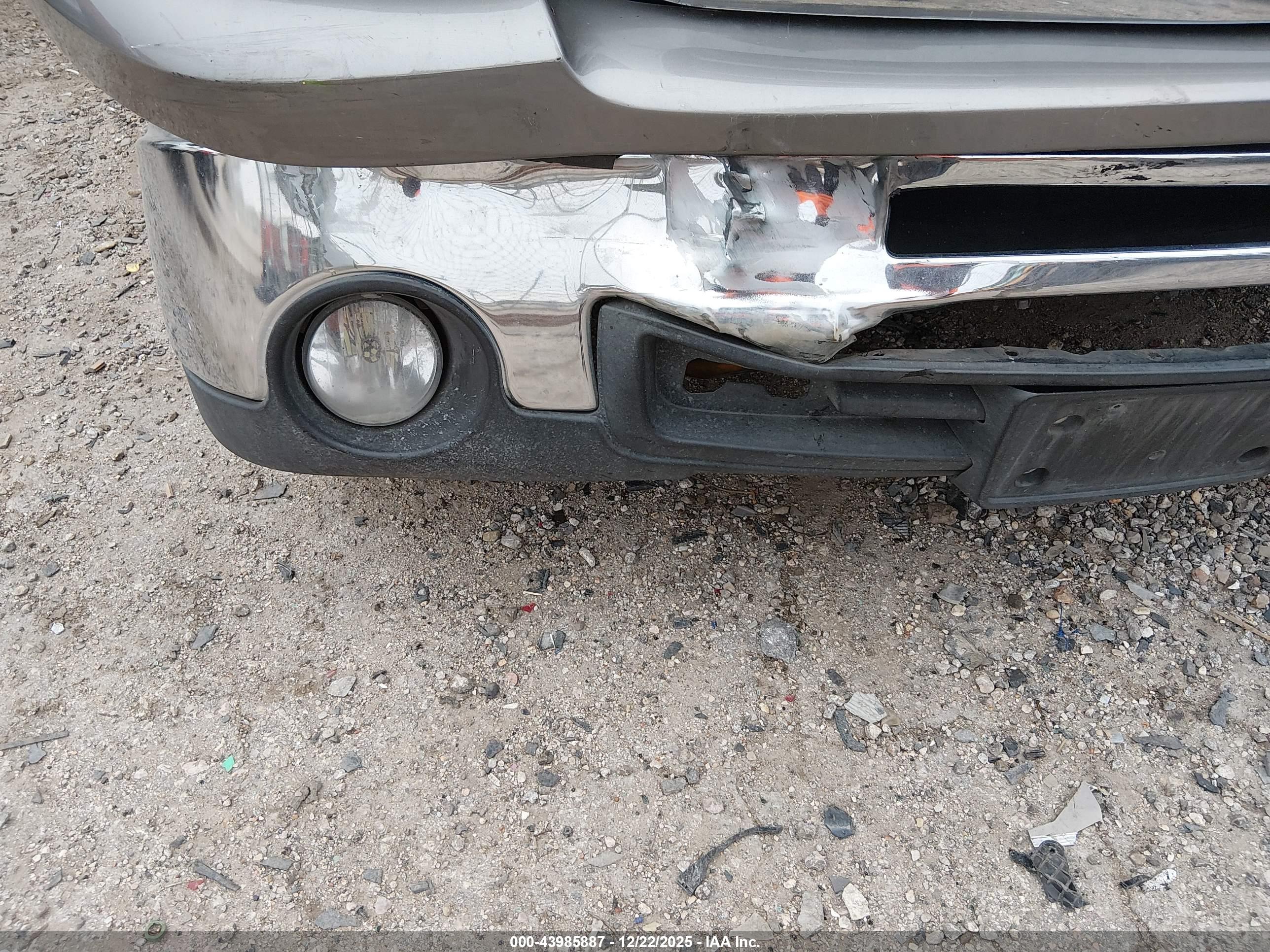 GMC SIERRA image 6