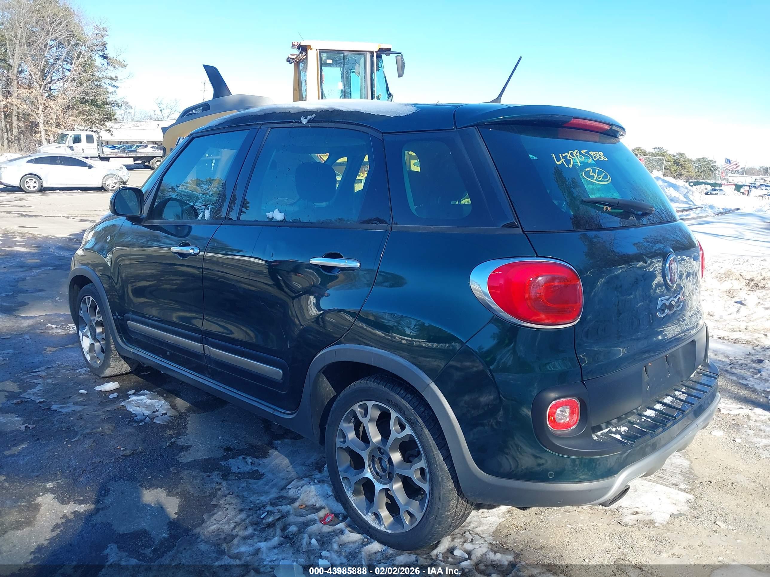 FIAT 500L image 3