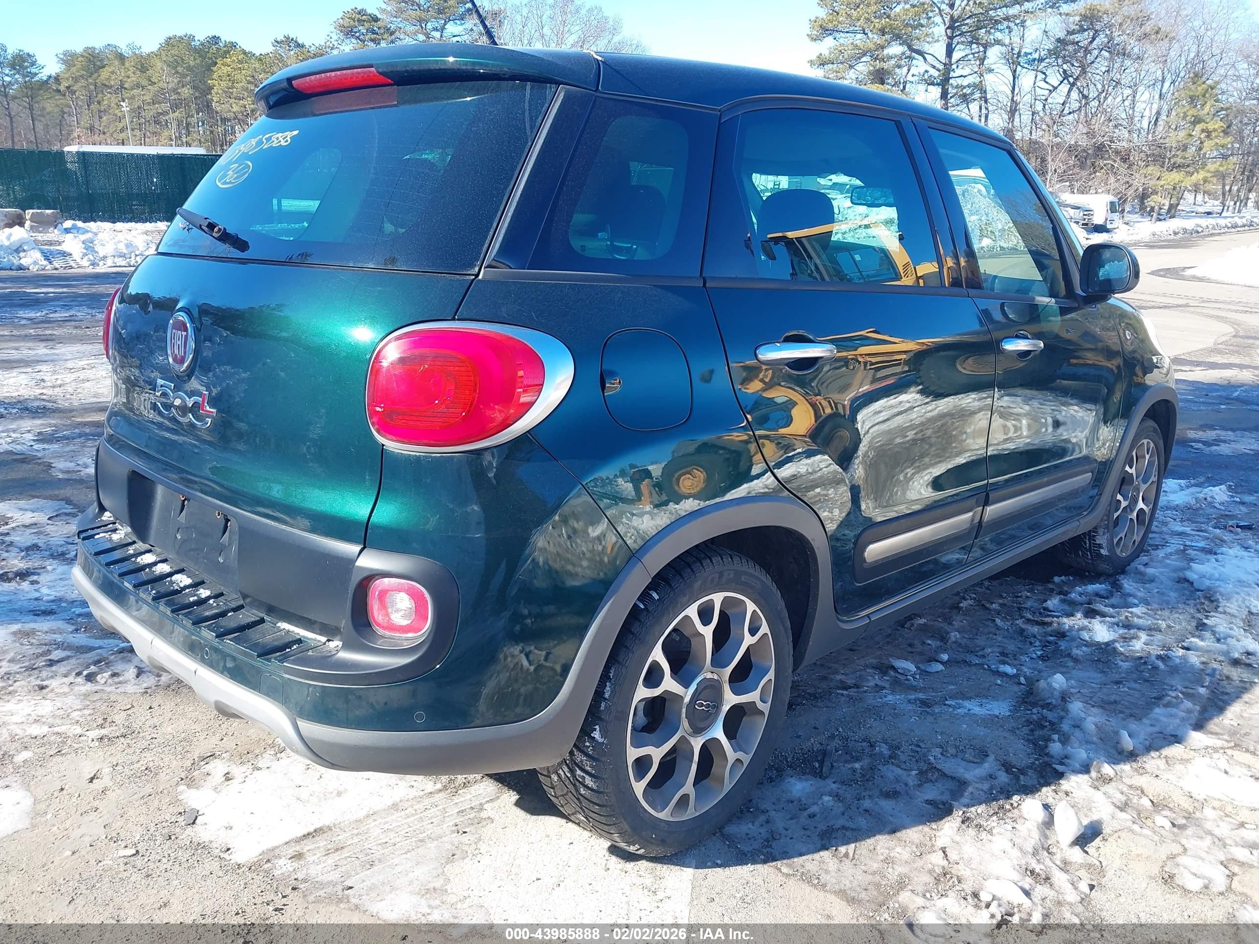 FIAT 500L image 4