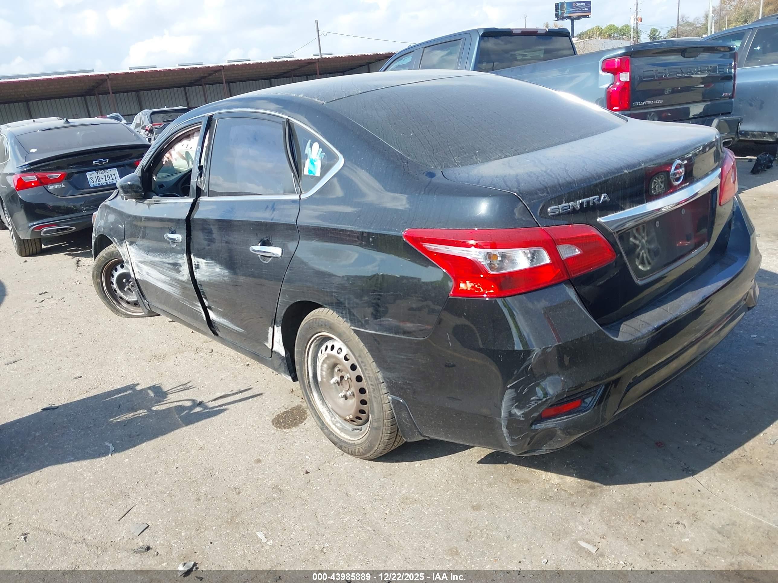 NISSAN SENTRA image 3