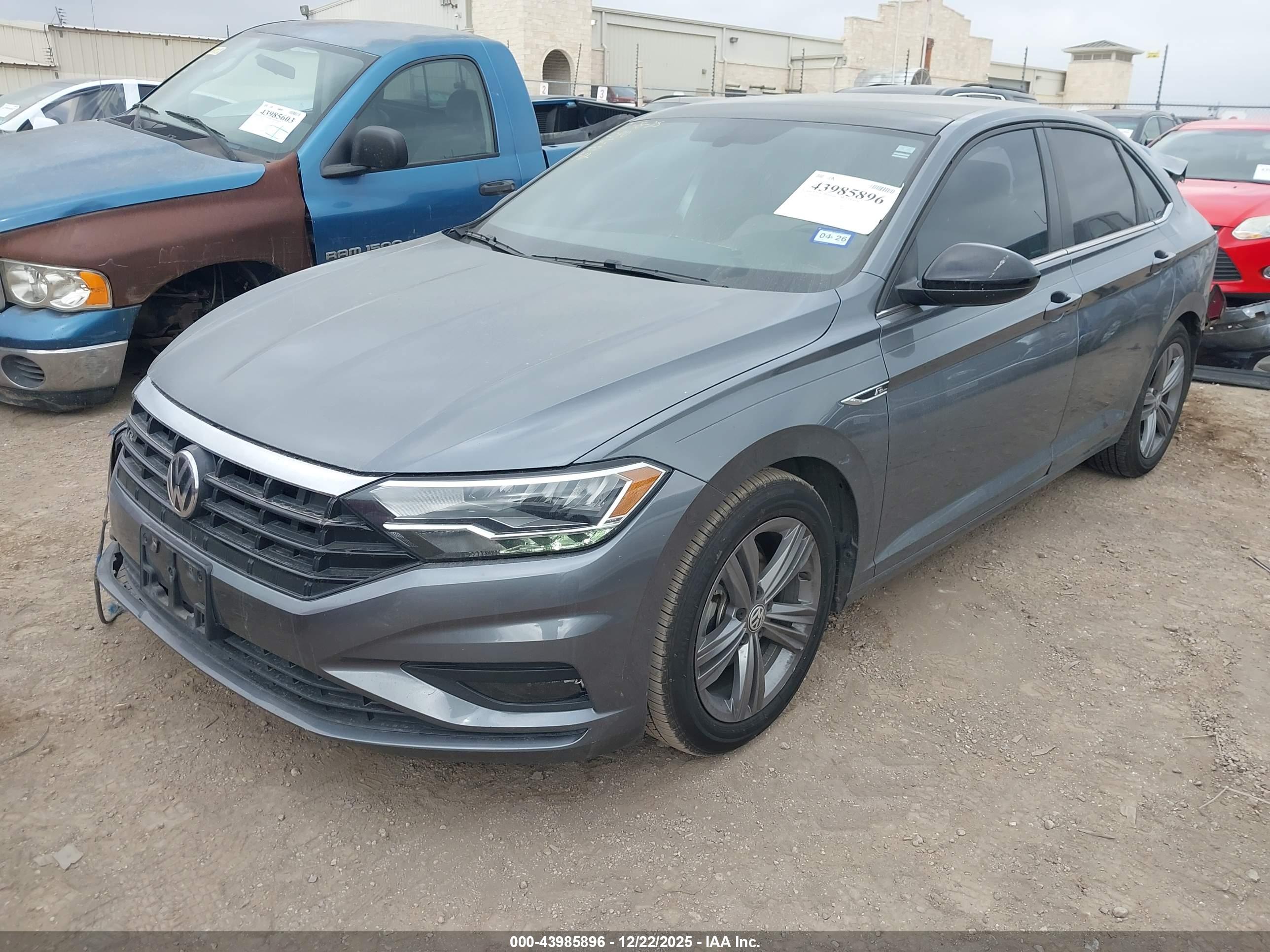 VOLKSWAGEN JETTA image 2