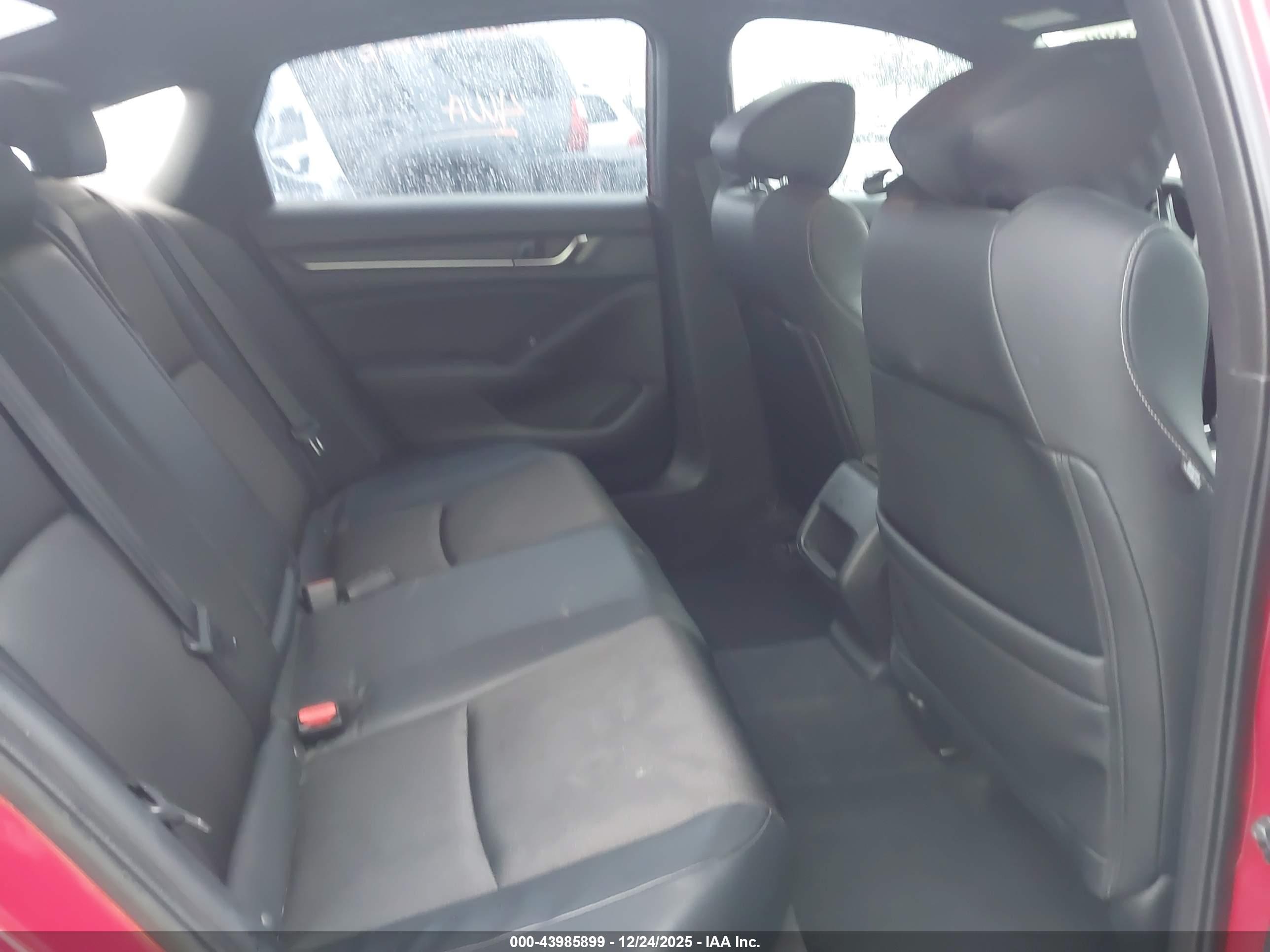 HONDA ACCORD image 8