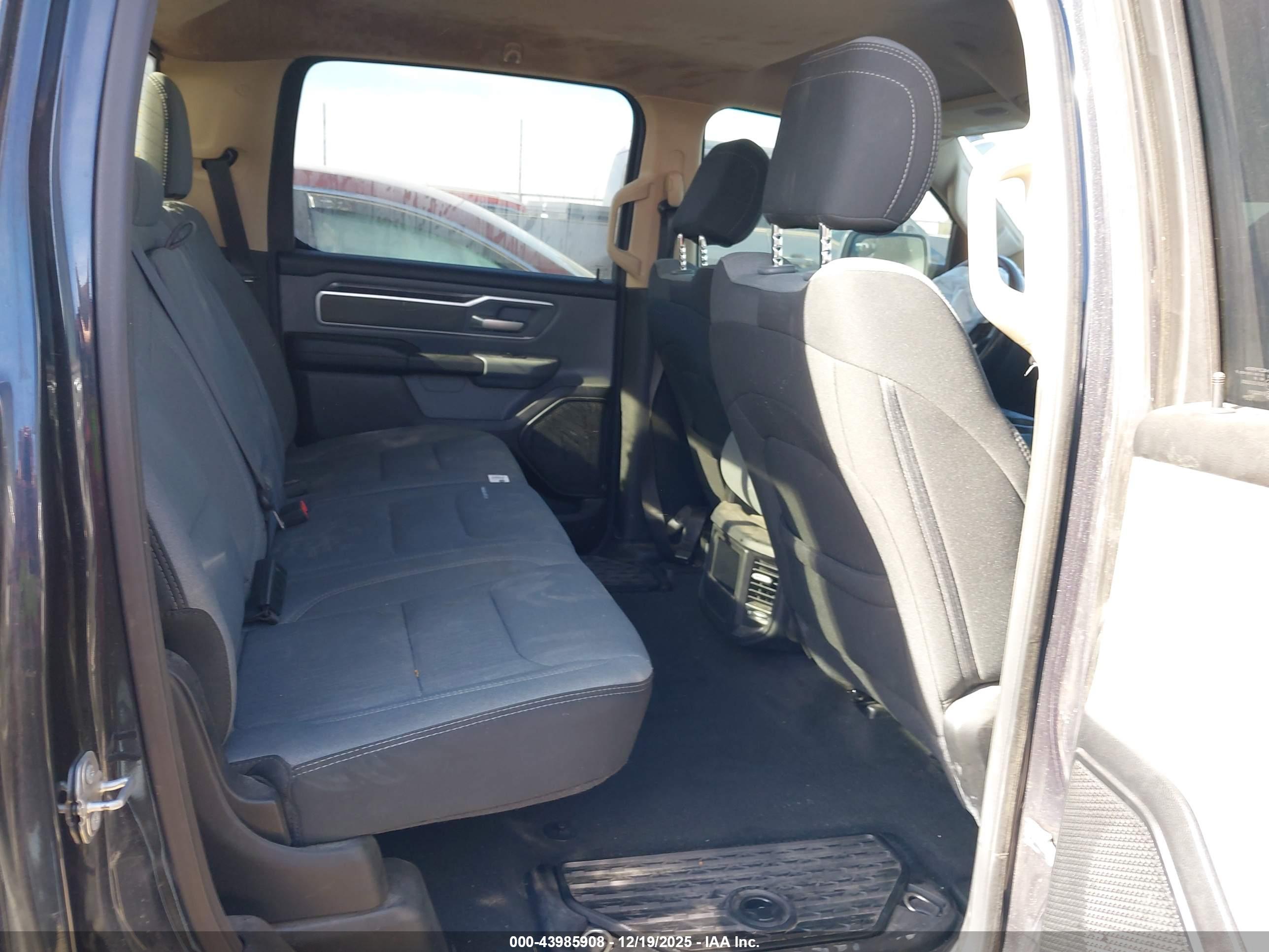 RAM 1500 image 8