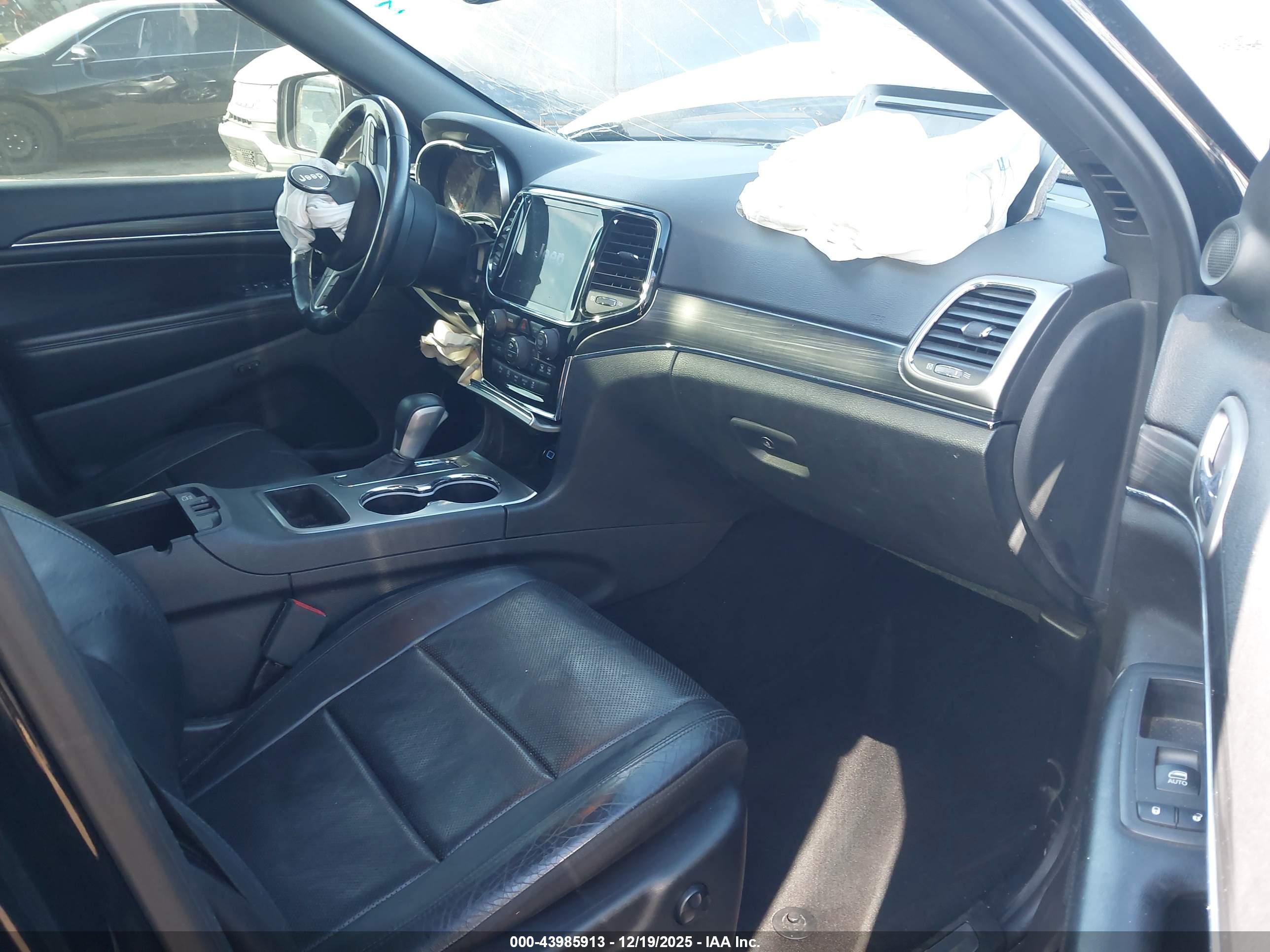 JEEP GRAND image 5