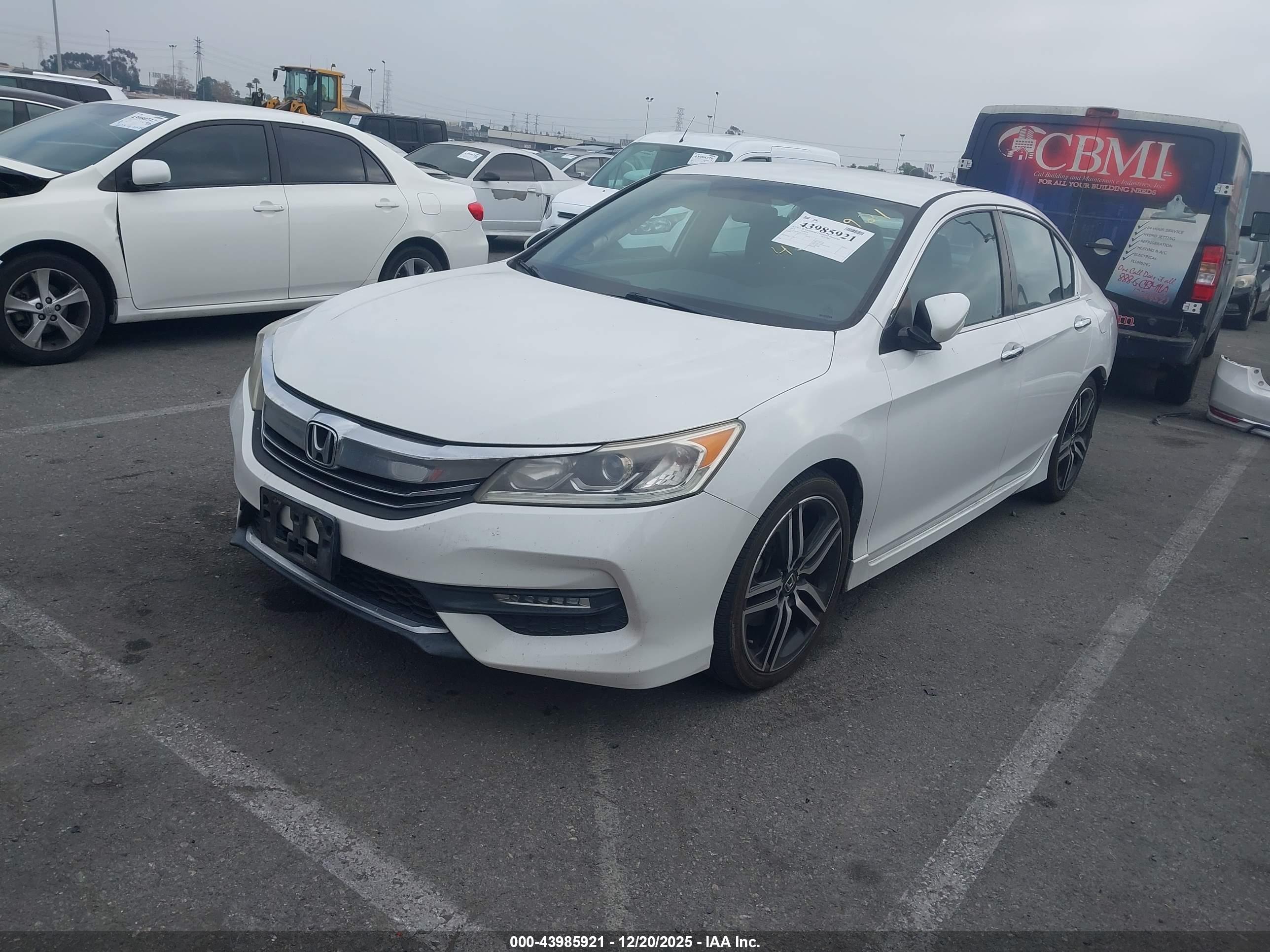 HONDA ACCORD image 2