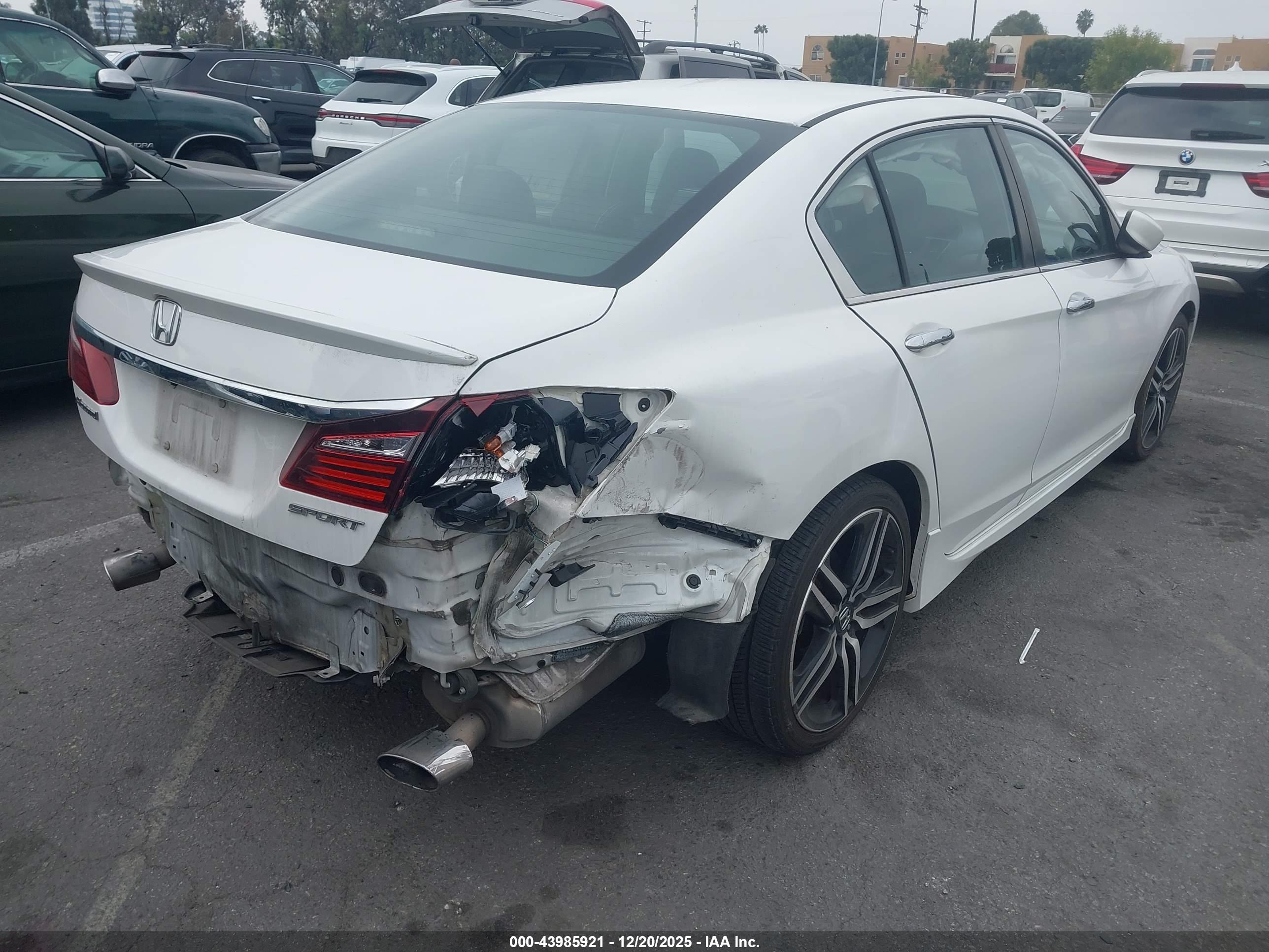 HONDA ACCORD image 4