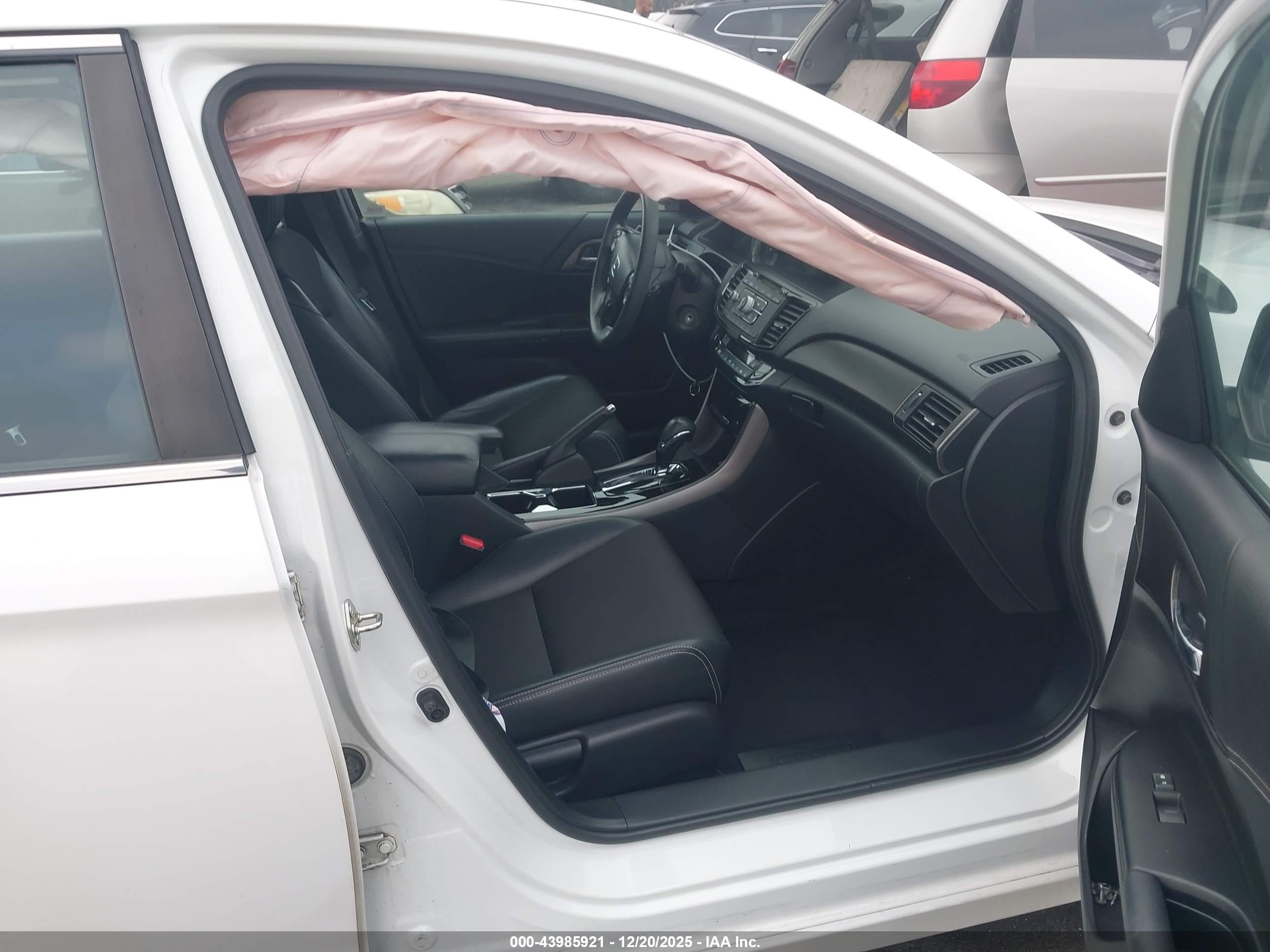 HONDA ACCORD image 5