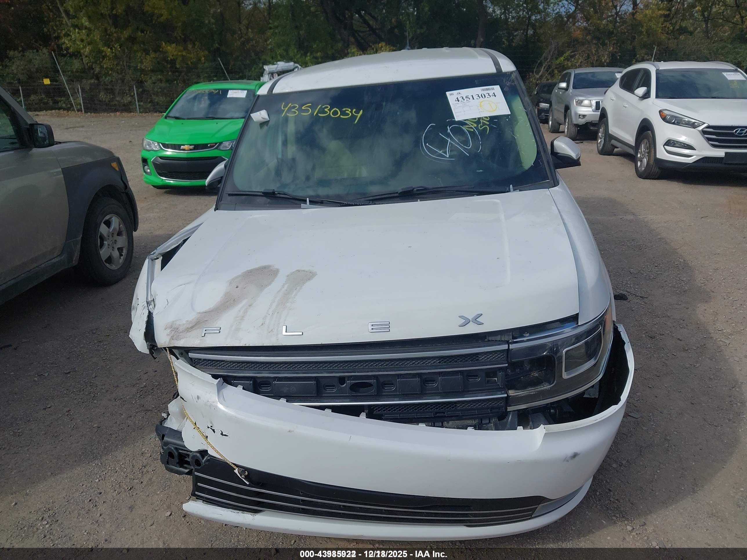 FORD FLEX image 6