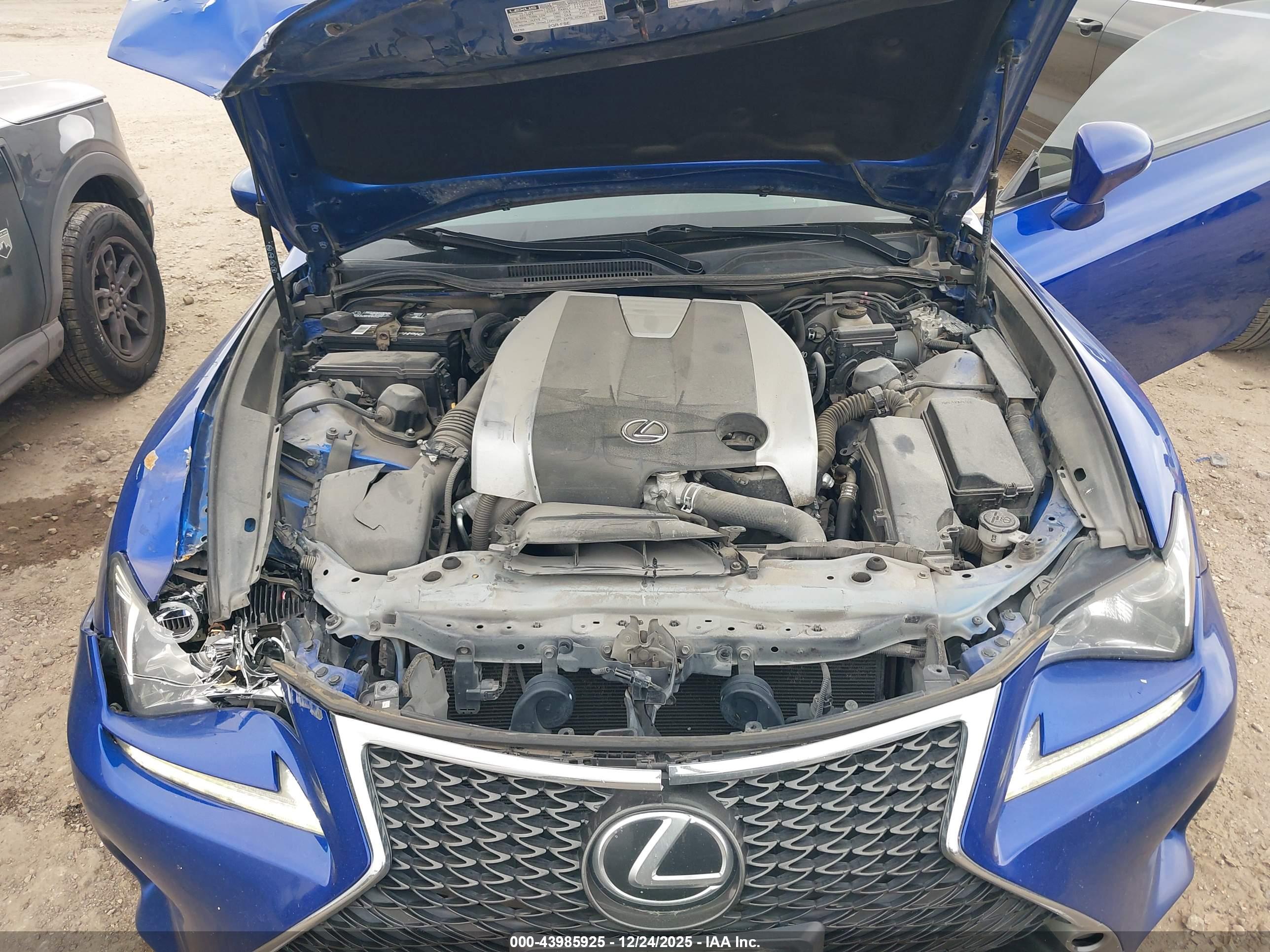 LEXUS RC image 10