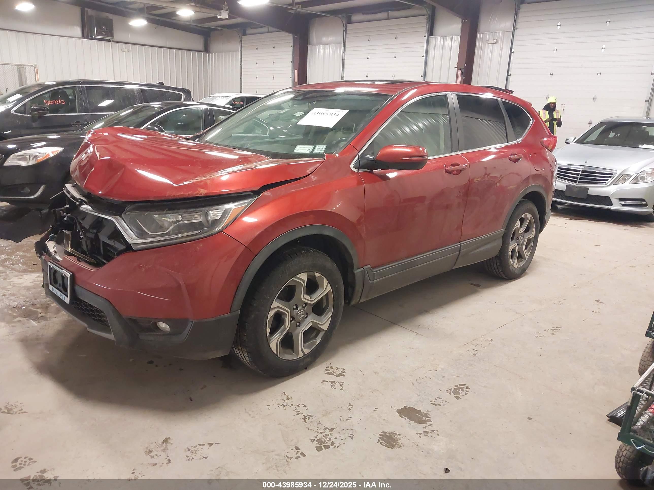 HONDA CR-V image 2