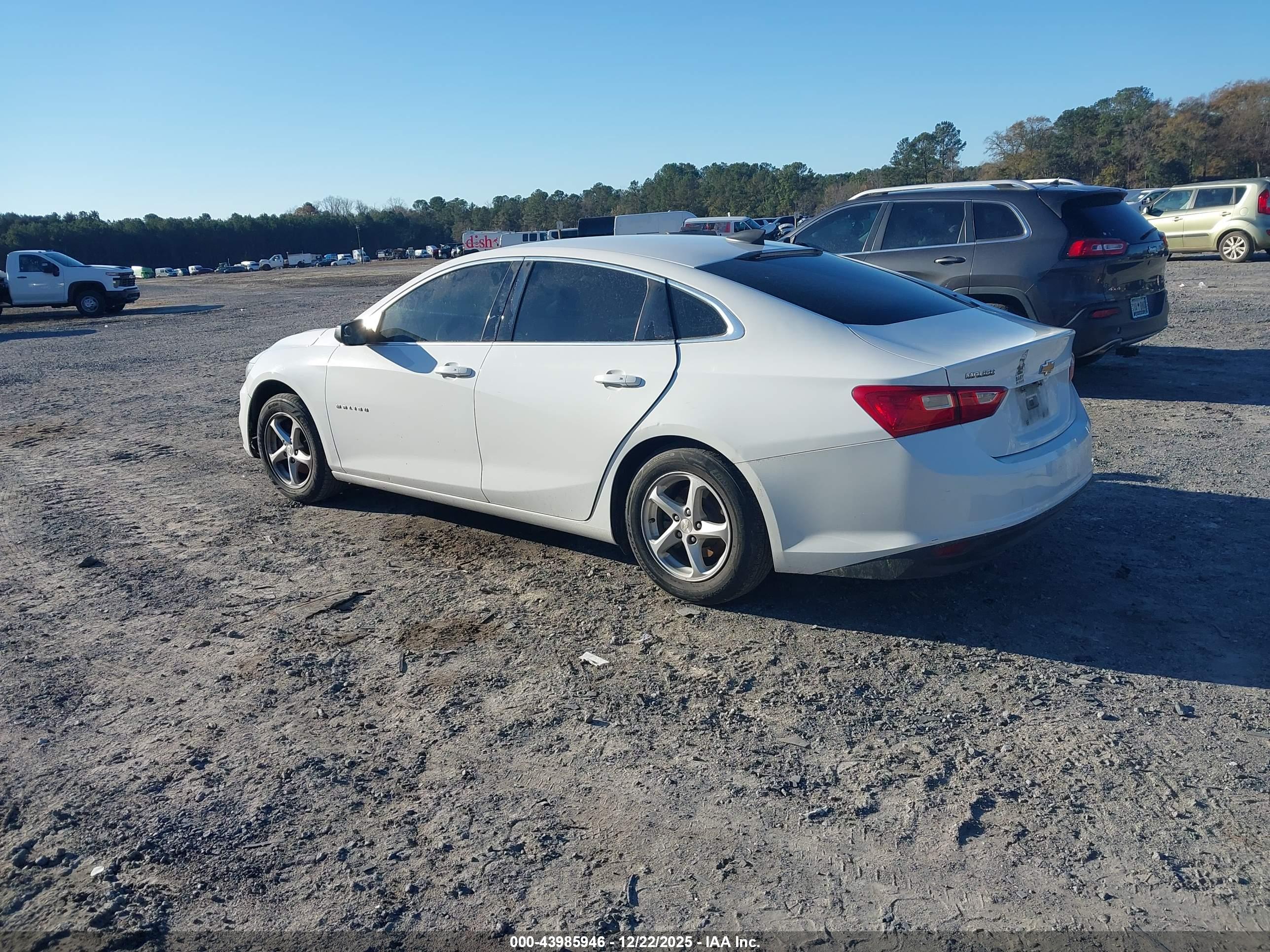 CHEVROLET MALIBU image 3