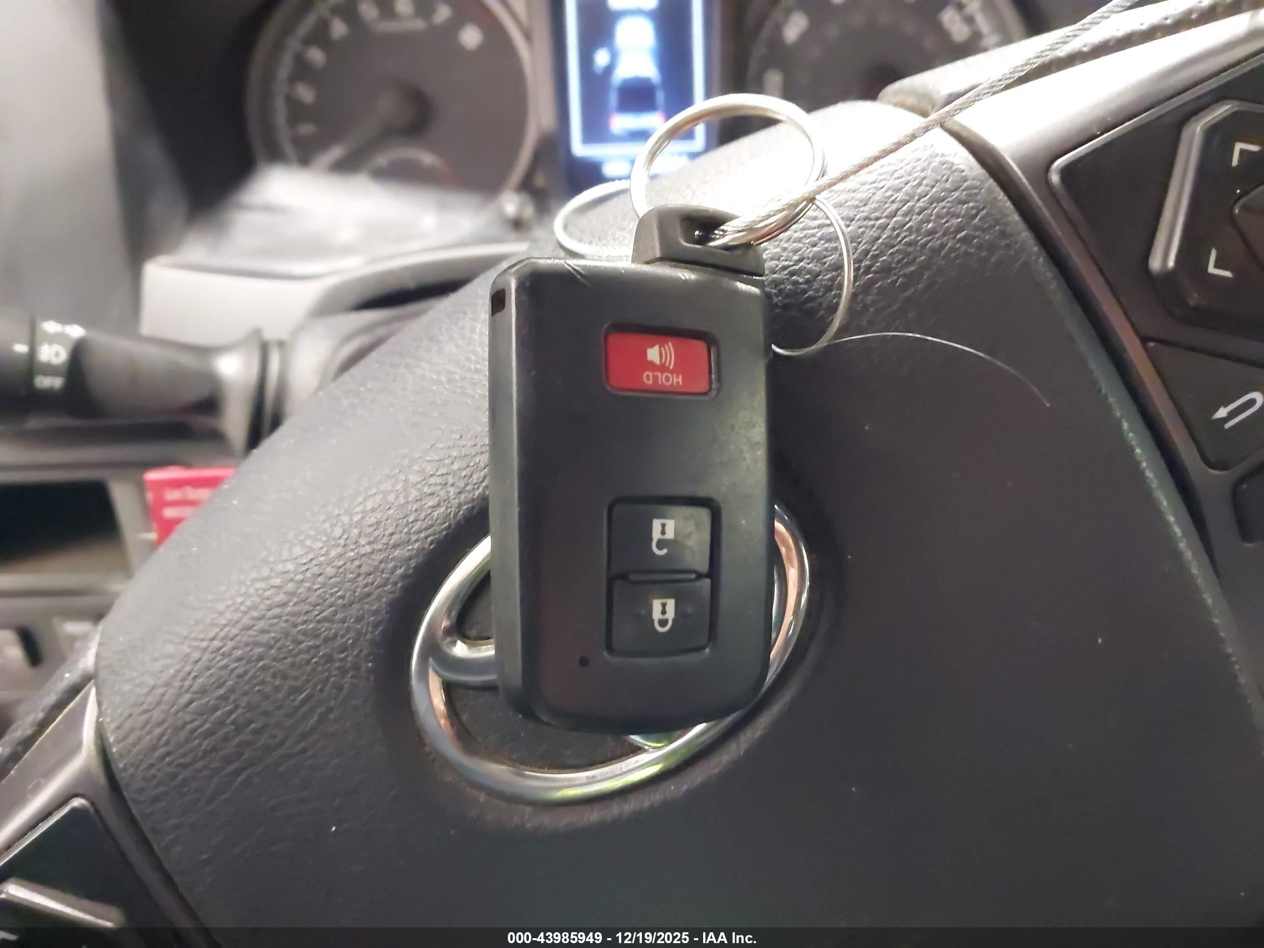 TOYOTA TACOMA image 11
