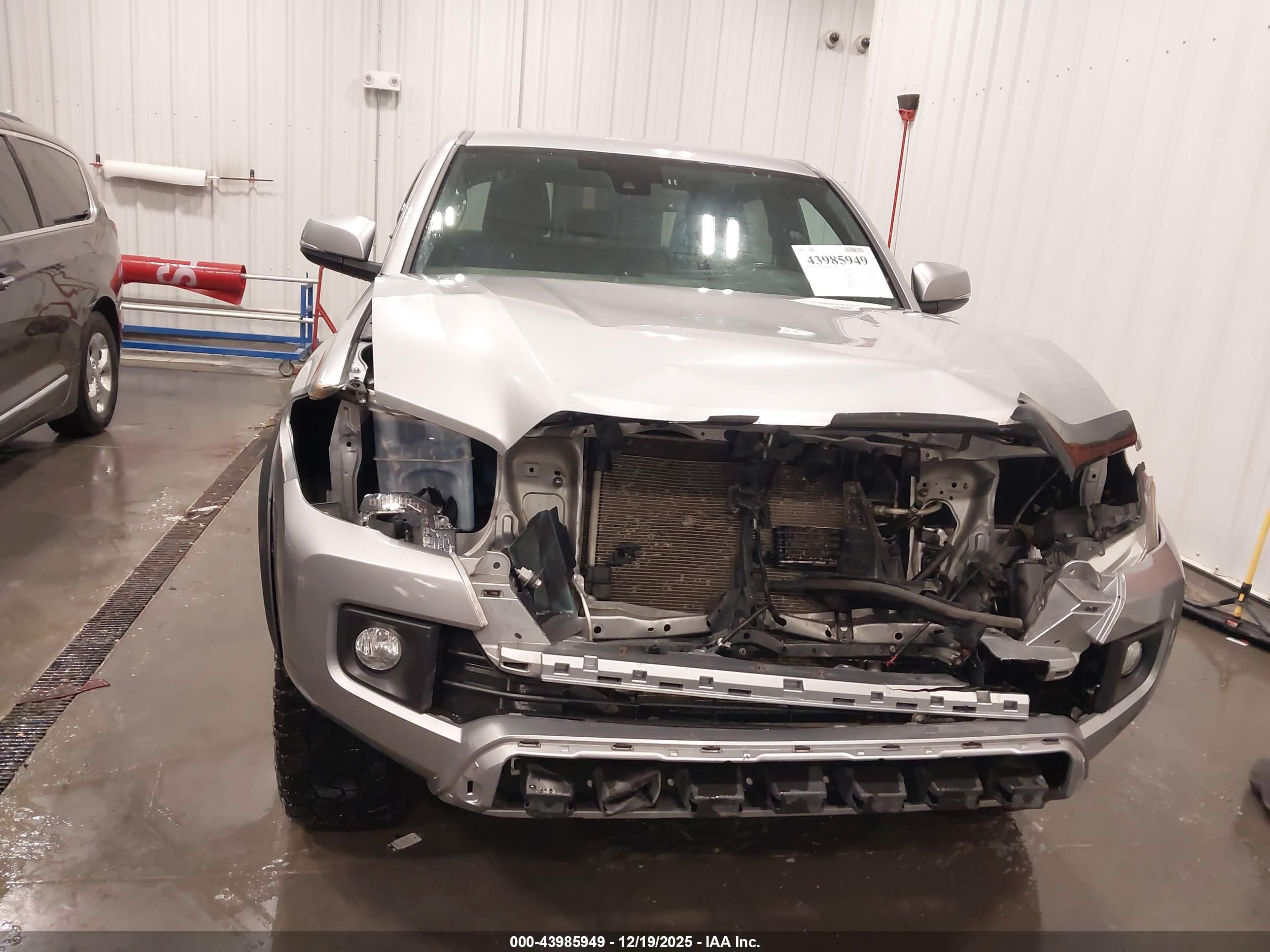 TOYOTA TACOMA image 6