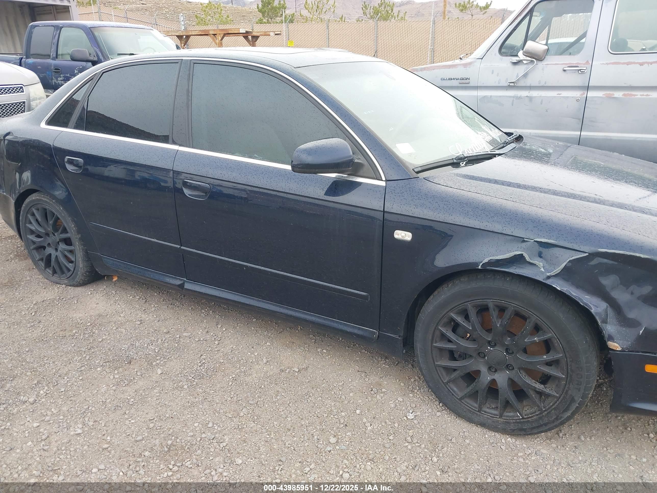AUDI A4 image 6