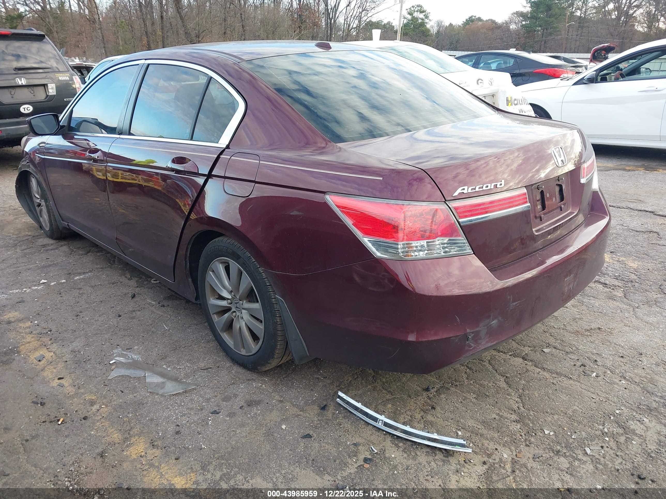 HONDA ACCORD image 3
