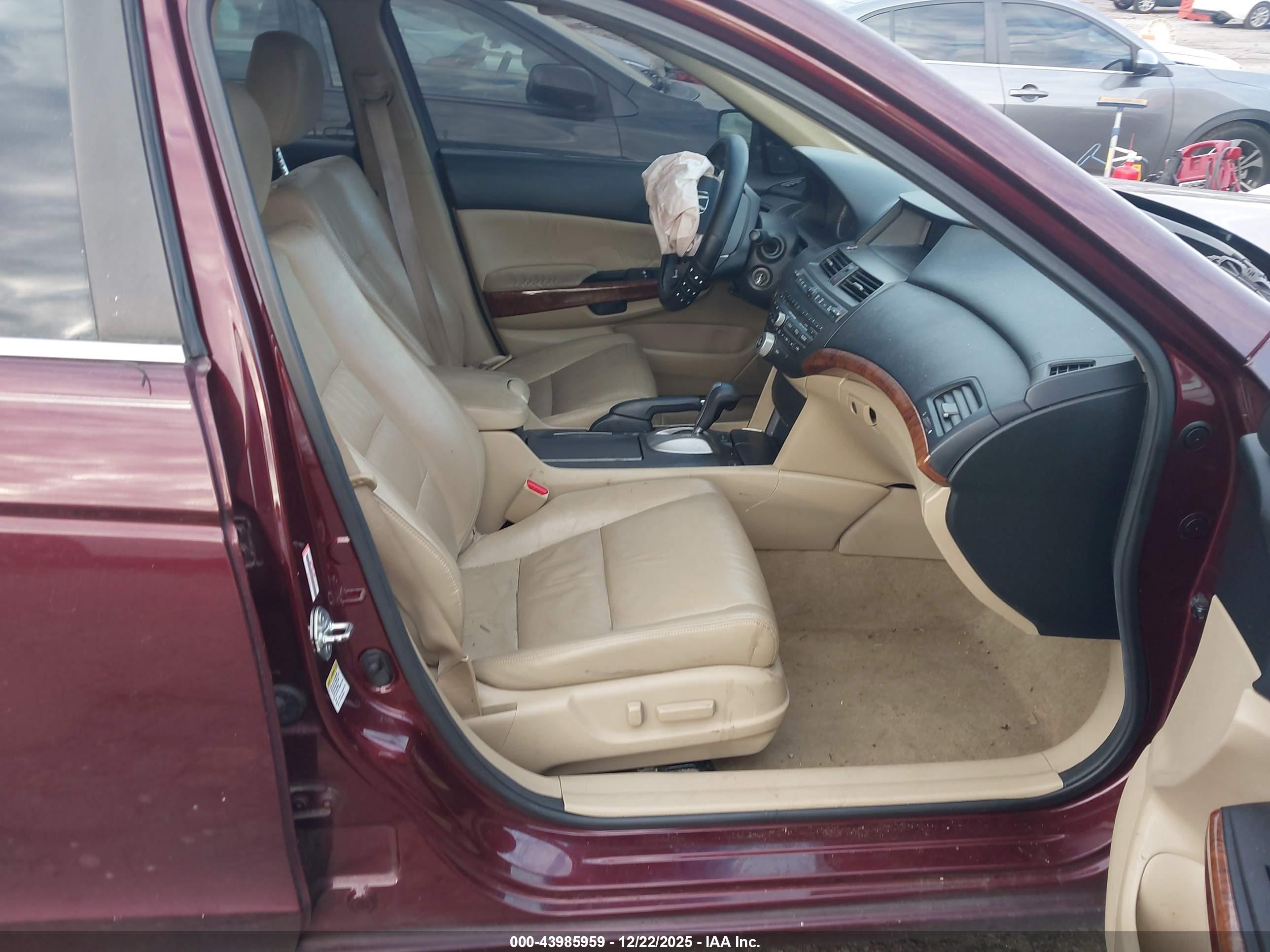 HONDA ACCORD image 5
