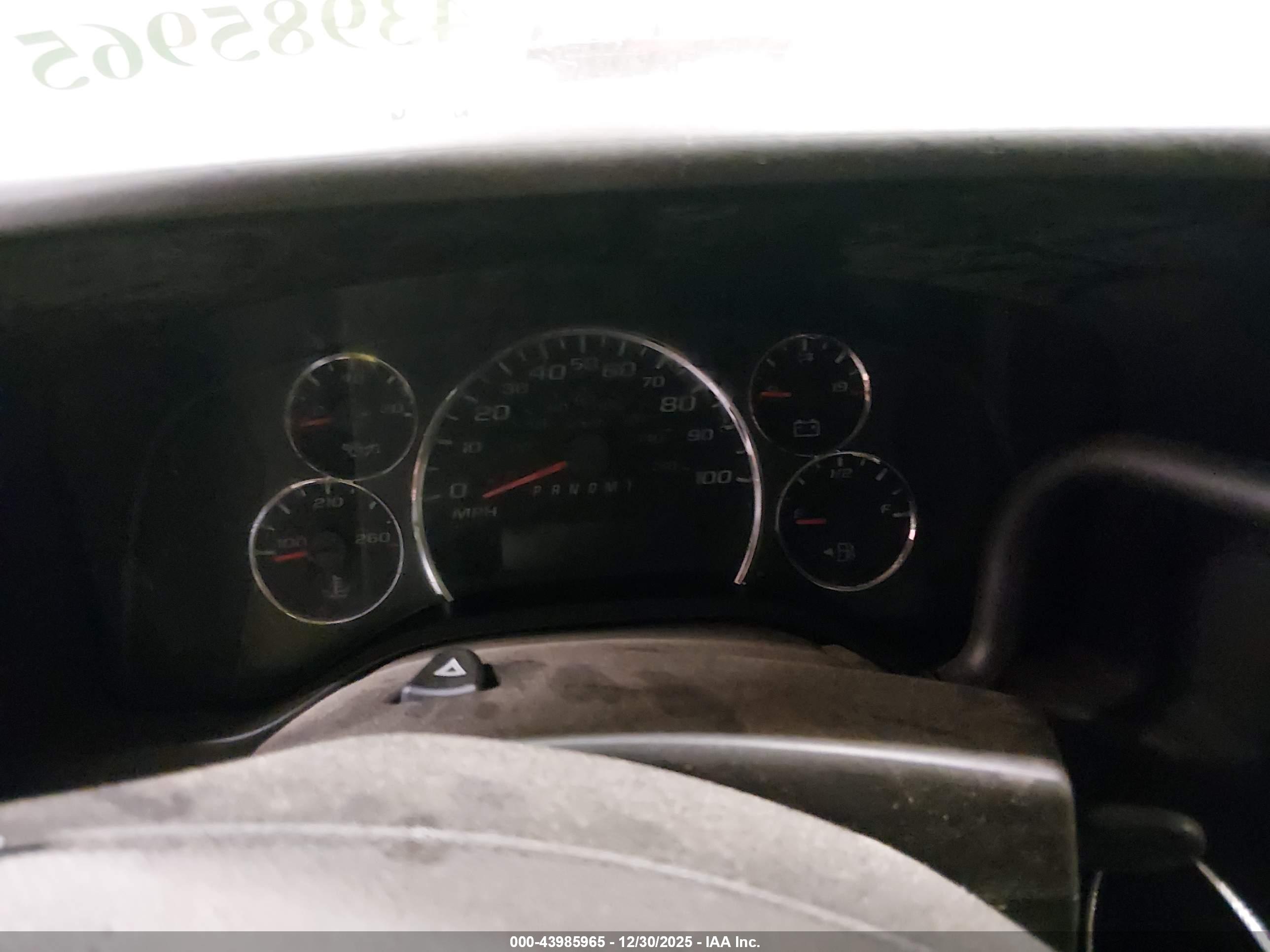 GMC SAVANA image 7