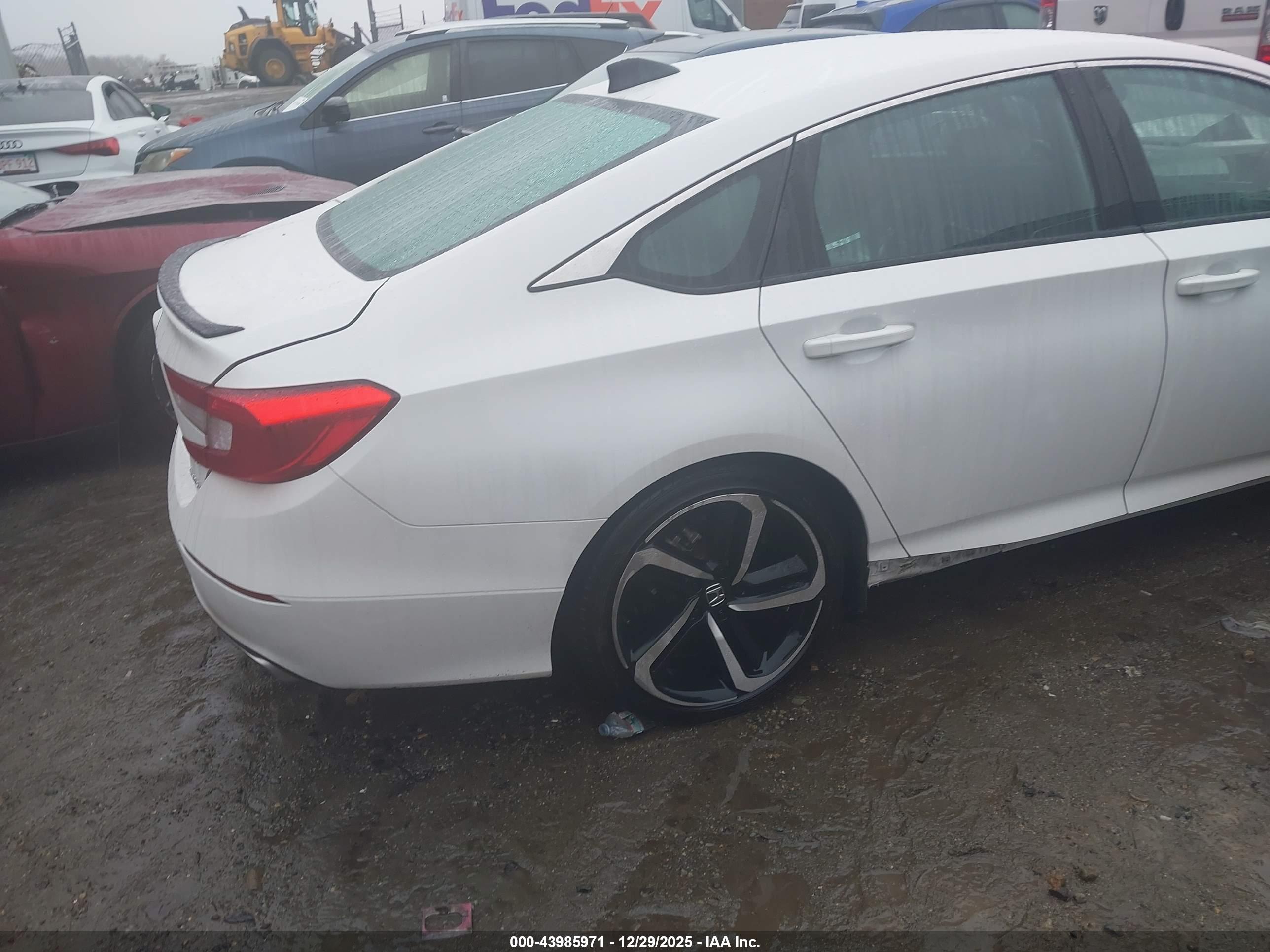 HONDA ACCORD image 4