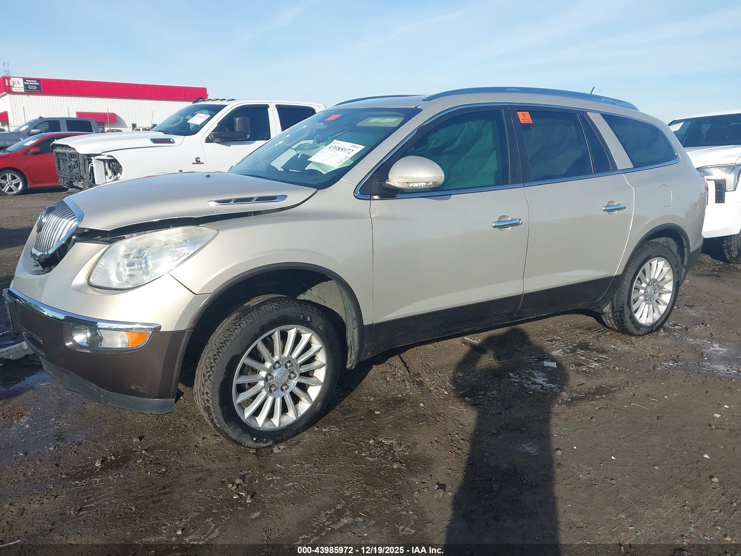 BUICK ENCLAVE image 2