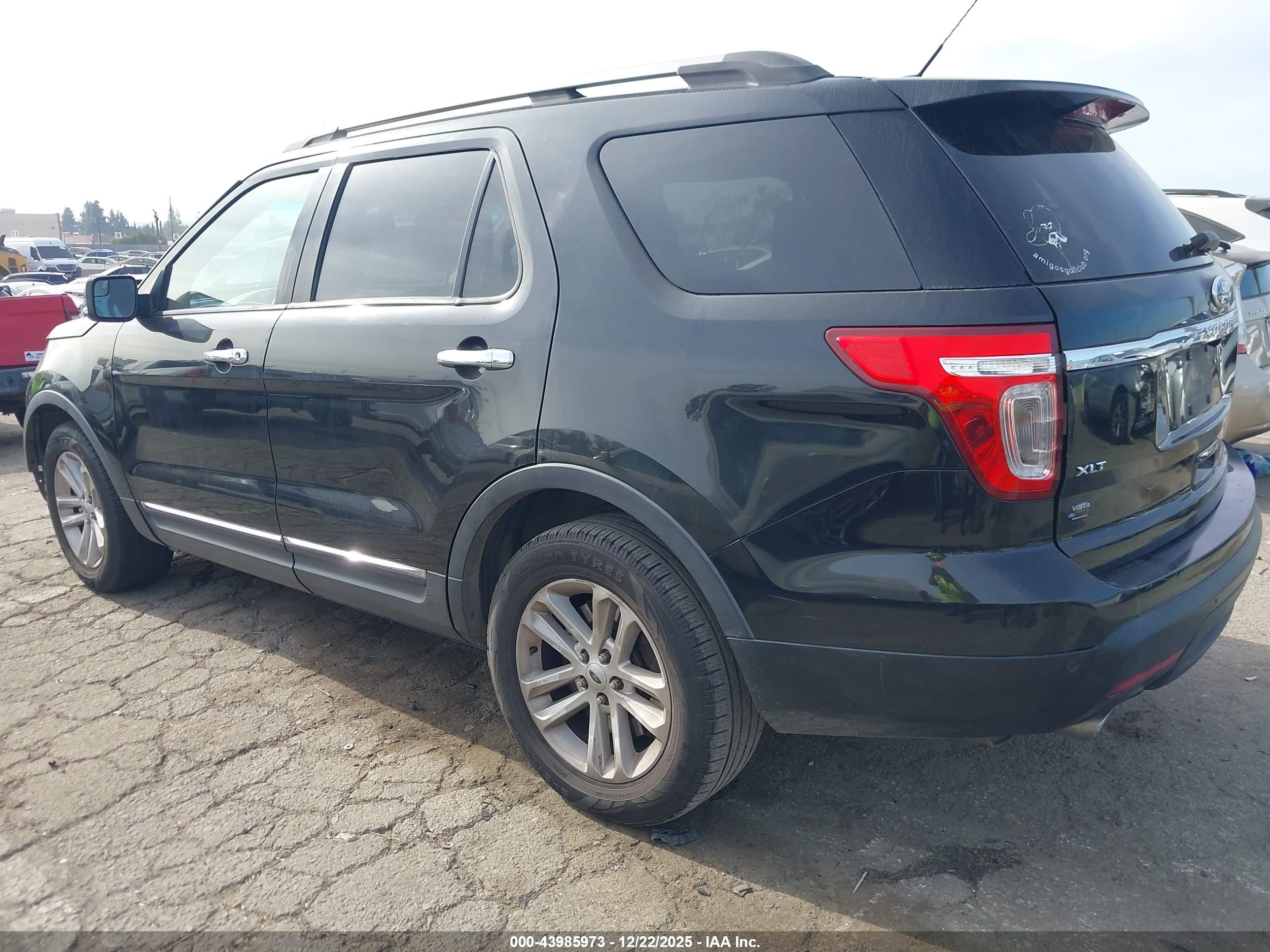 FORD EXPLORER image 3