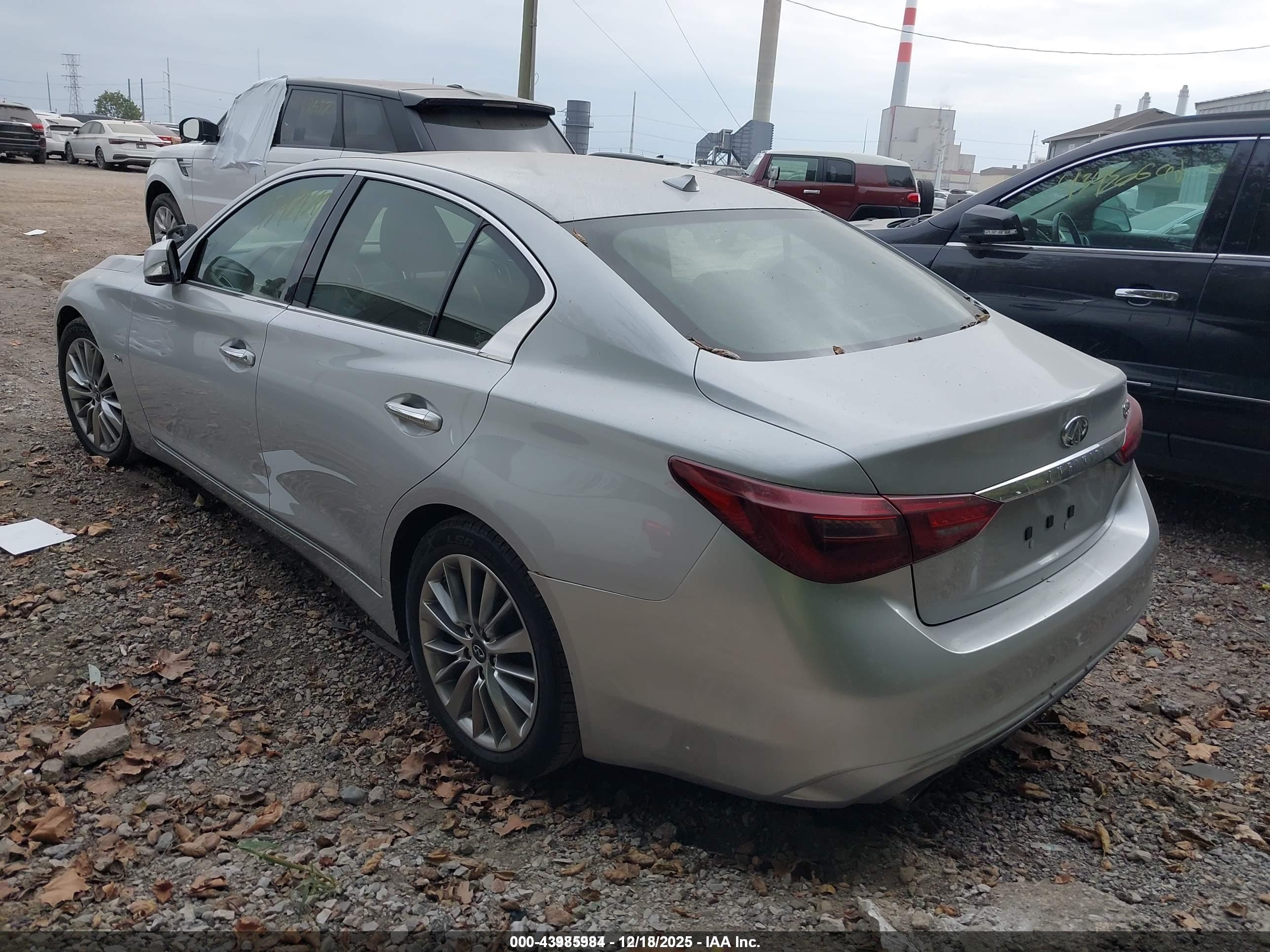 INFINITI Q50 image 3