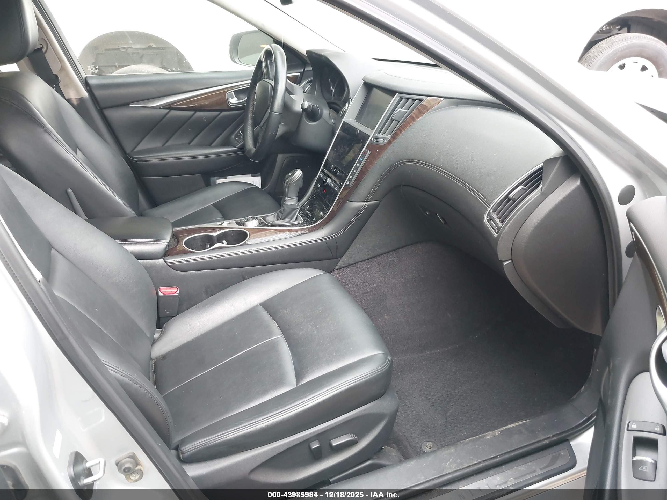 INFINITI Q50 image 5
