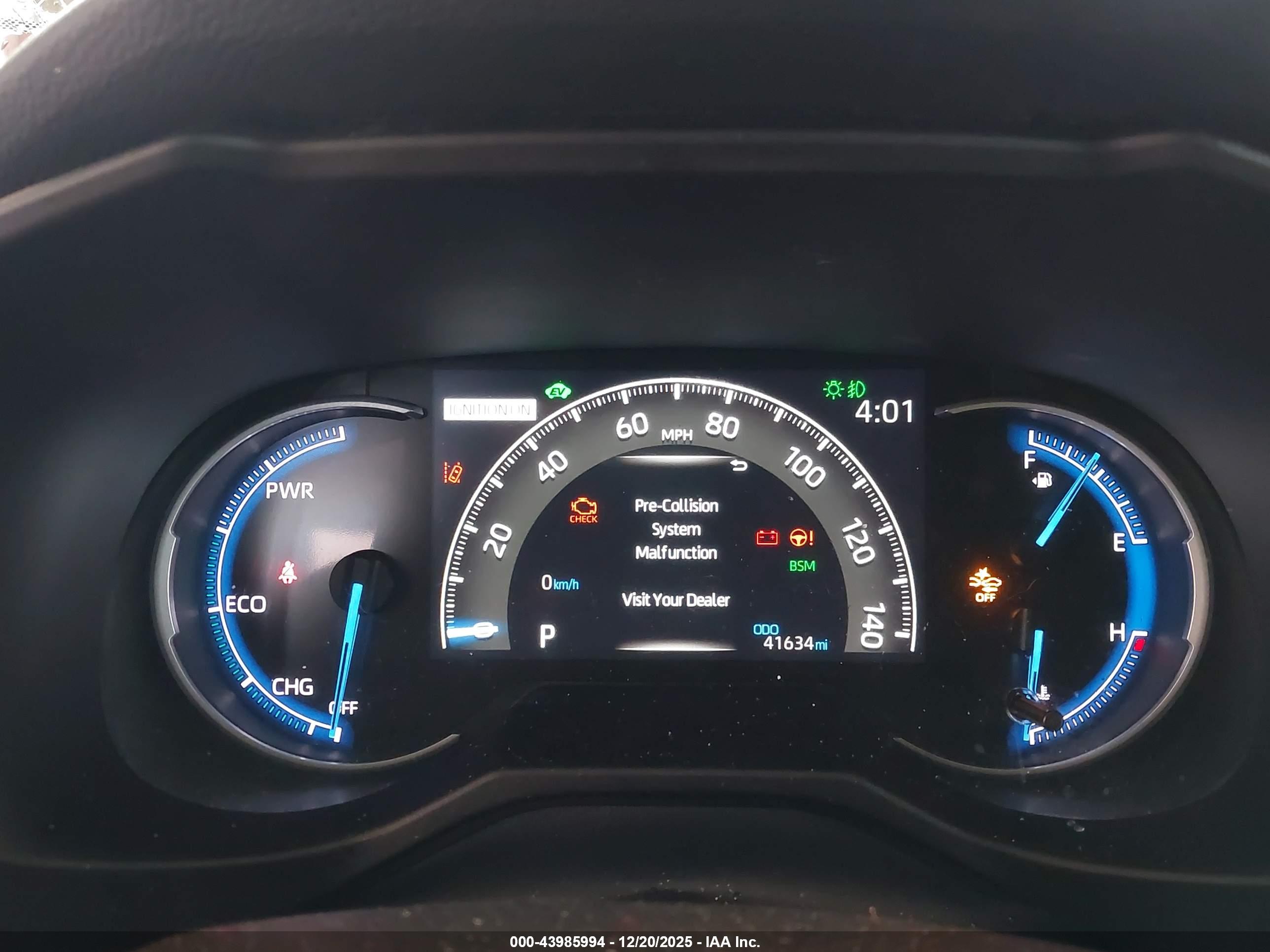TOYOTA RAV4 image 7