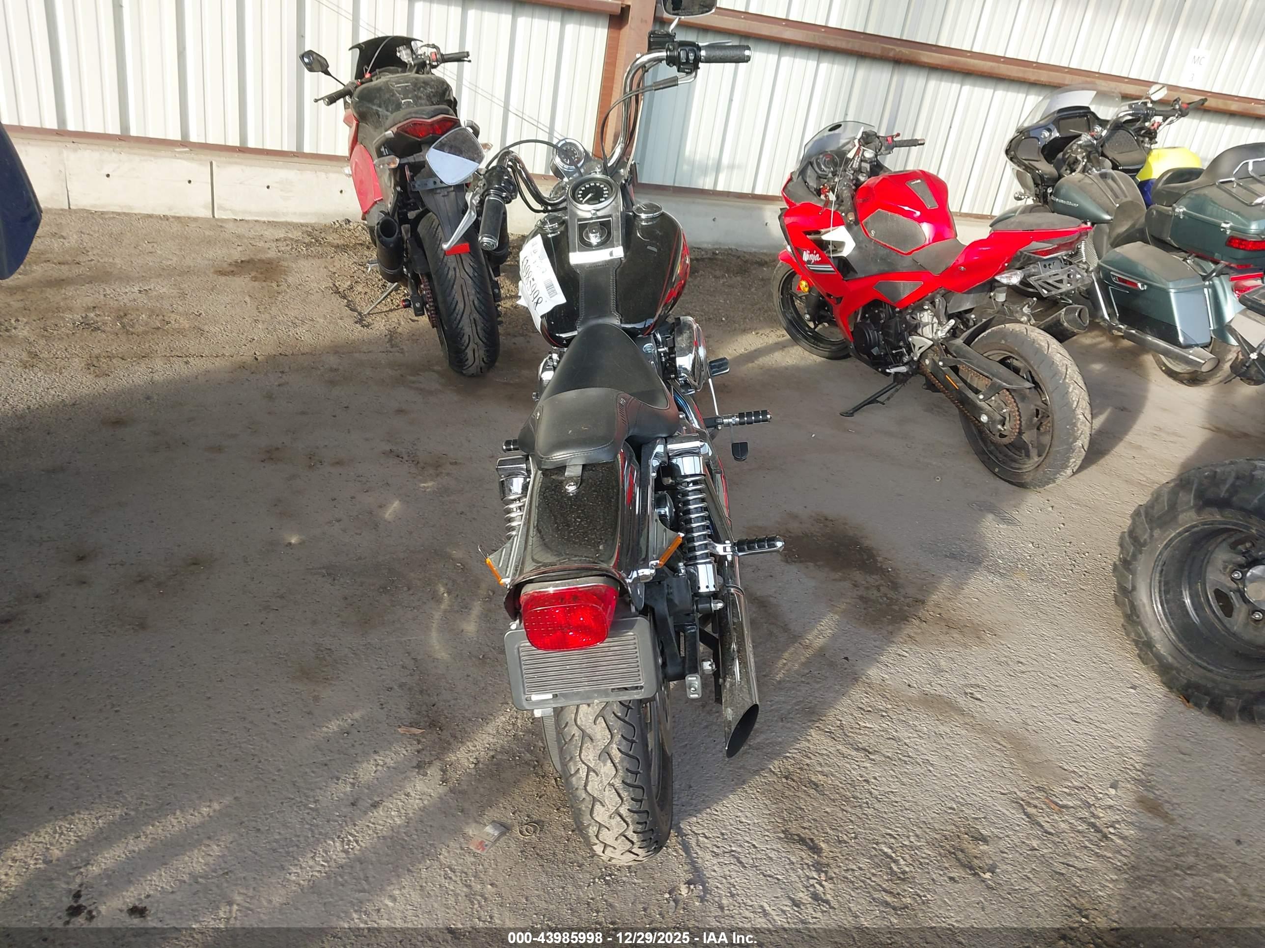 HARLEY-DAVIDSON FXDWG image 6