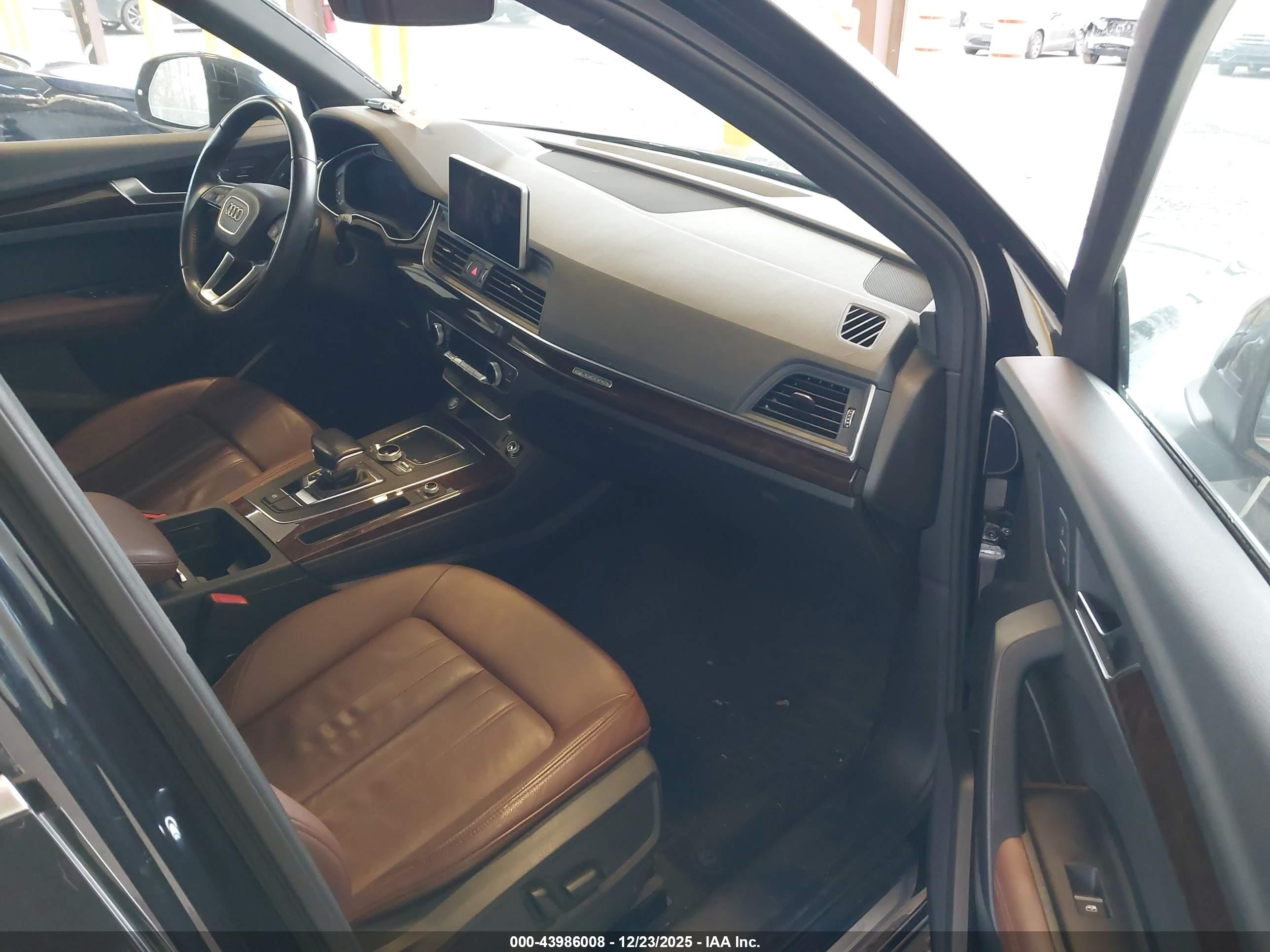 AUDI Q5 image 5