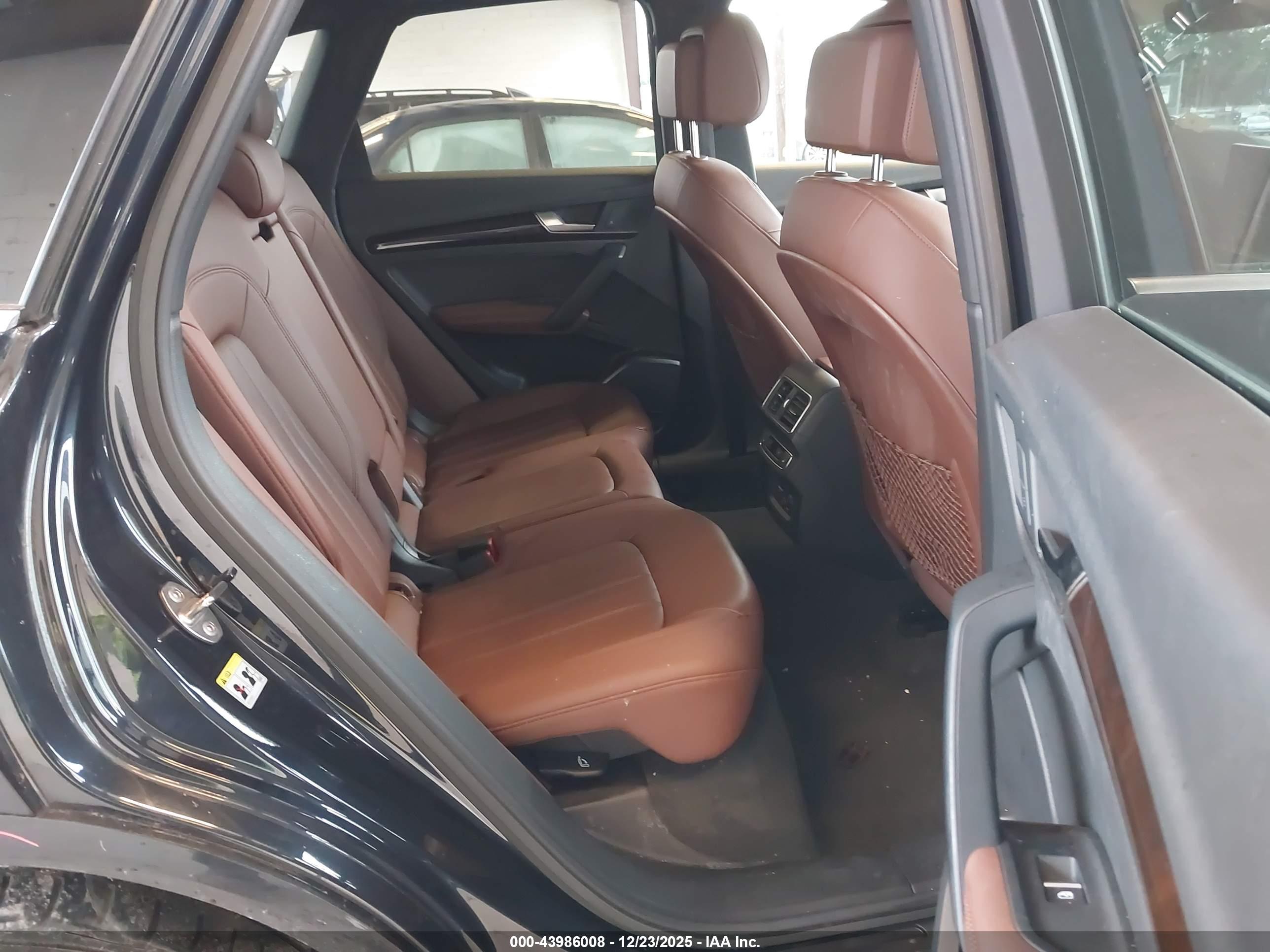 AUDI Q5 image 8