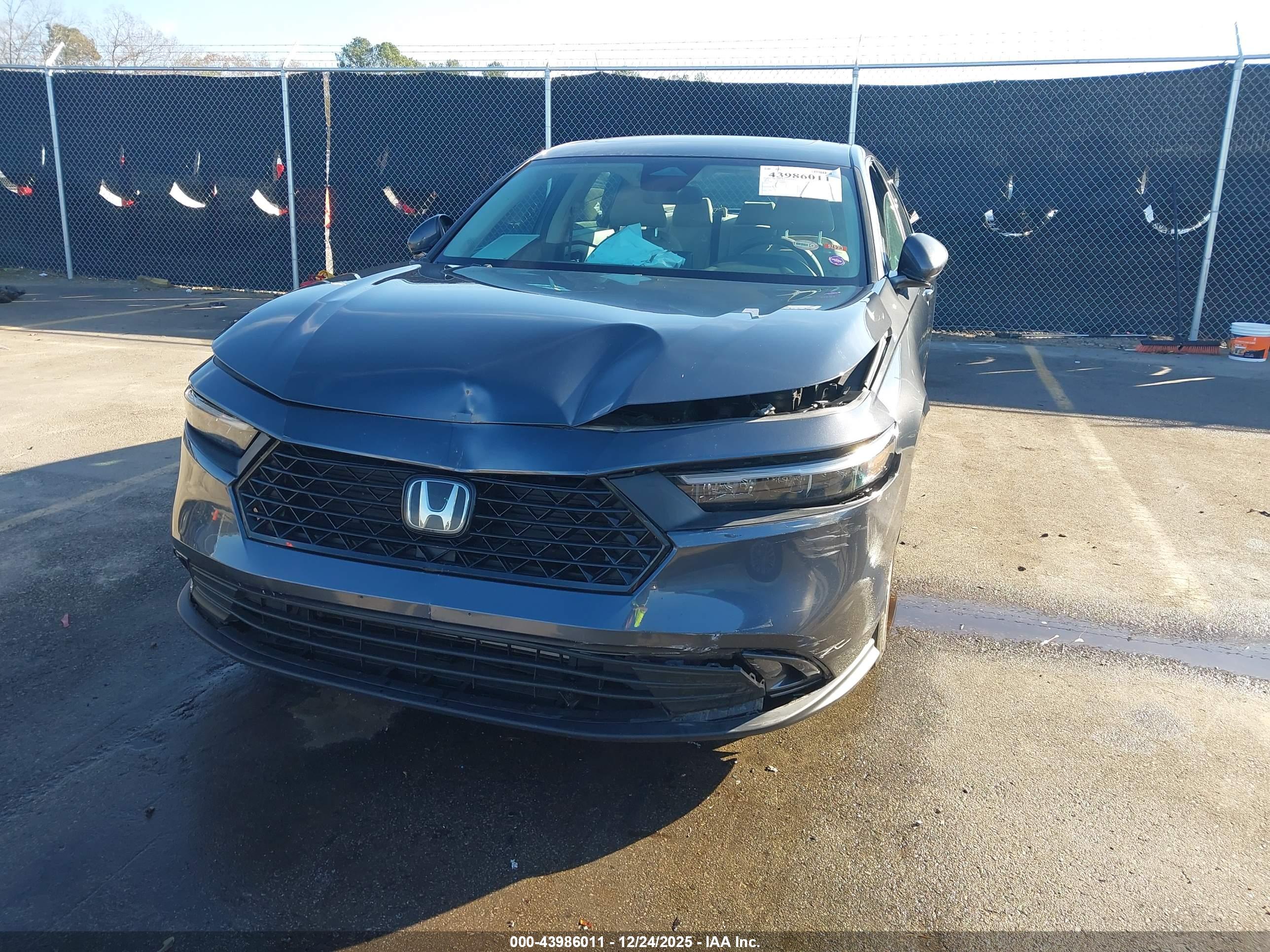 HONDA ACCORD image 6