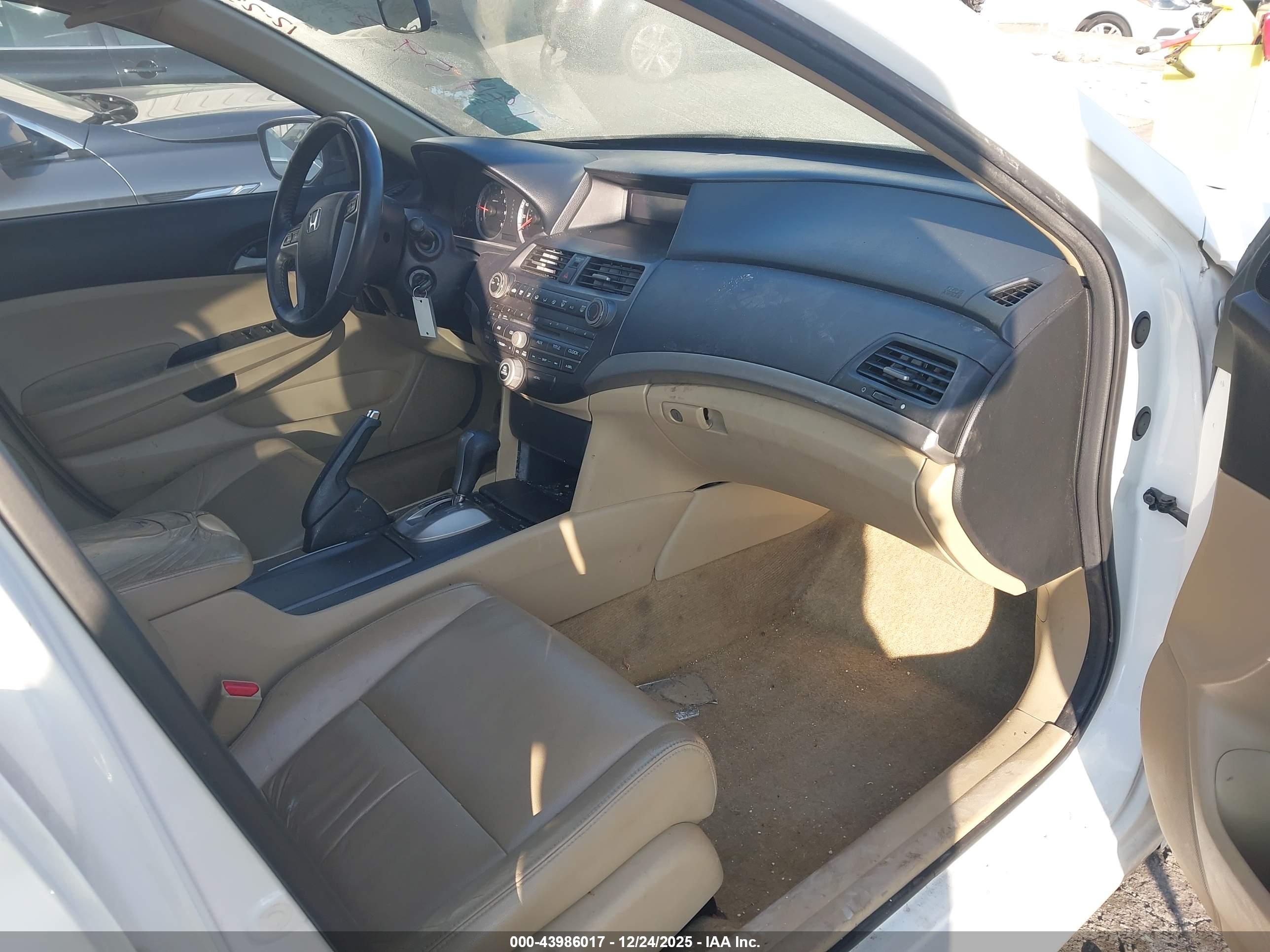 HONDA ACCORD image 5