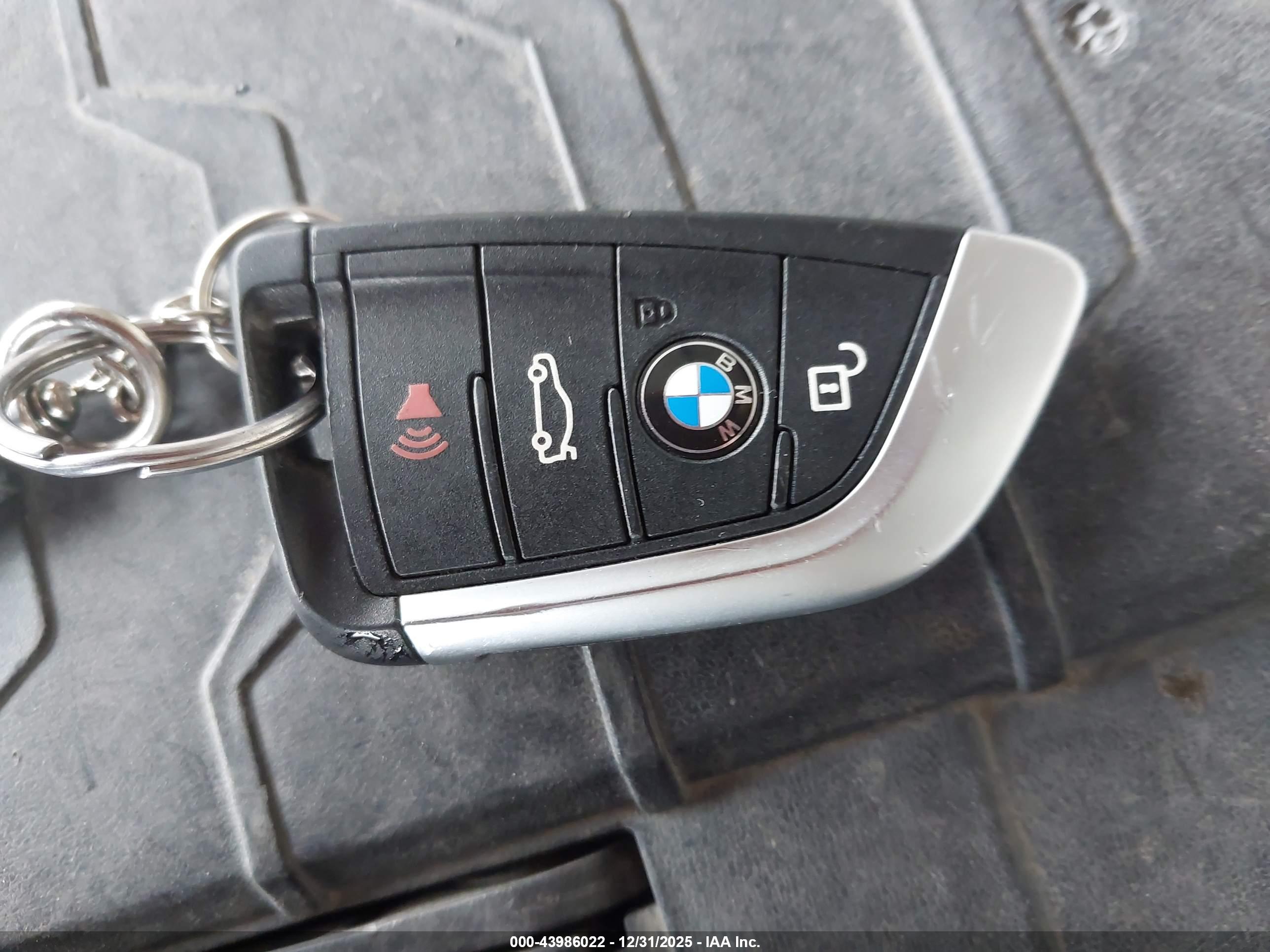 BMW X1 image 11