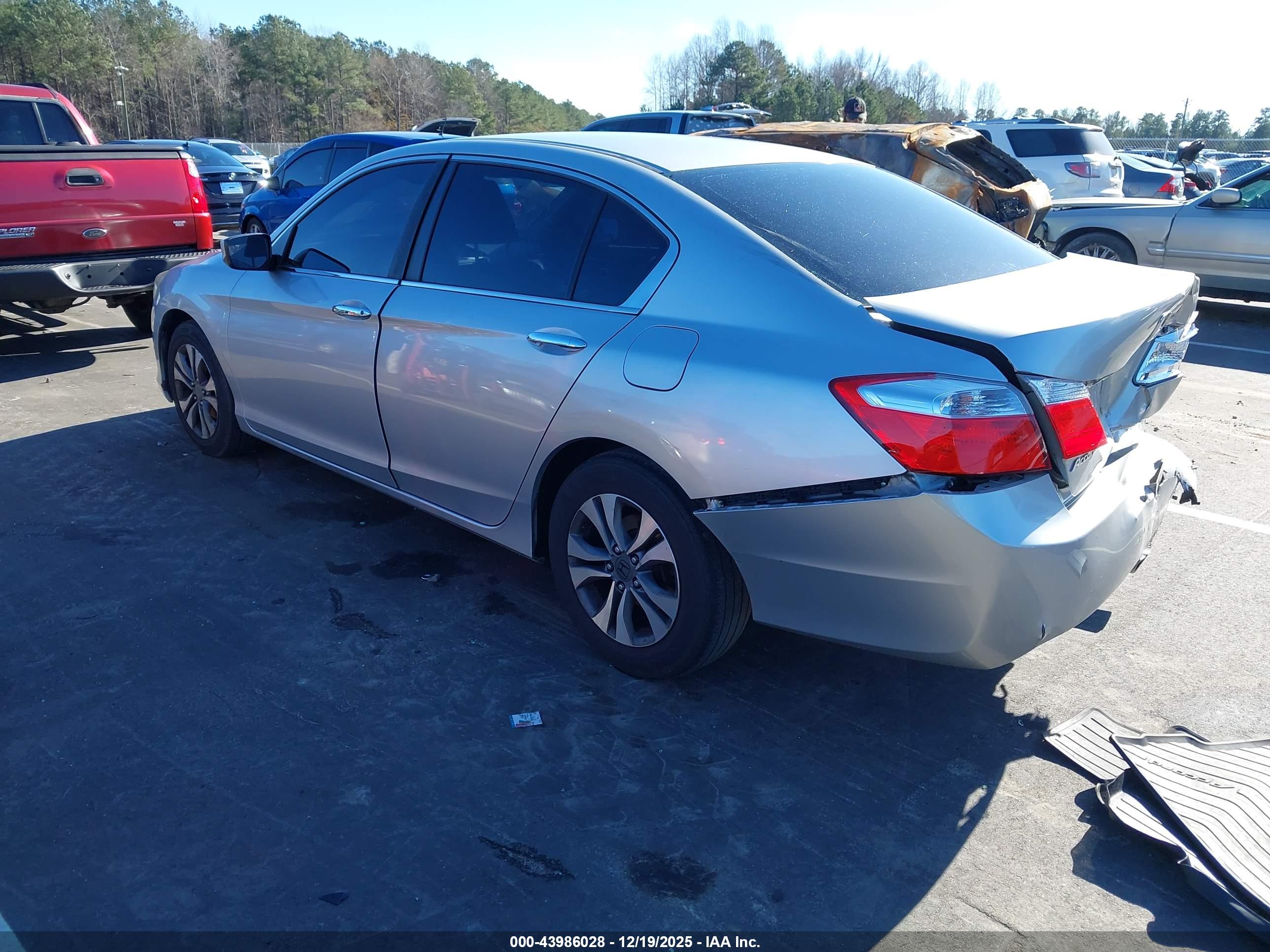 HONDA ACCORD image 3
