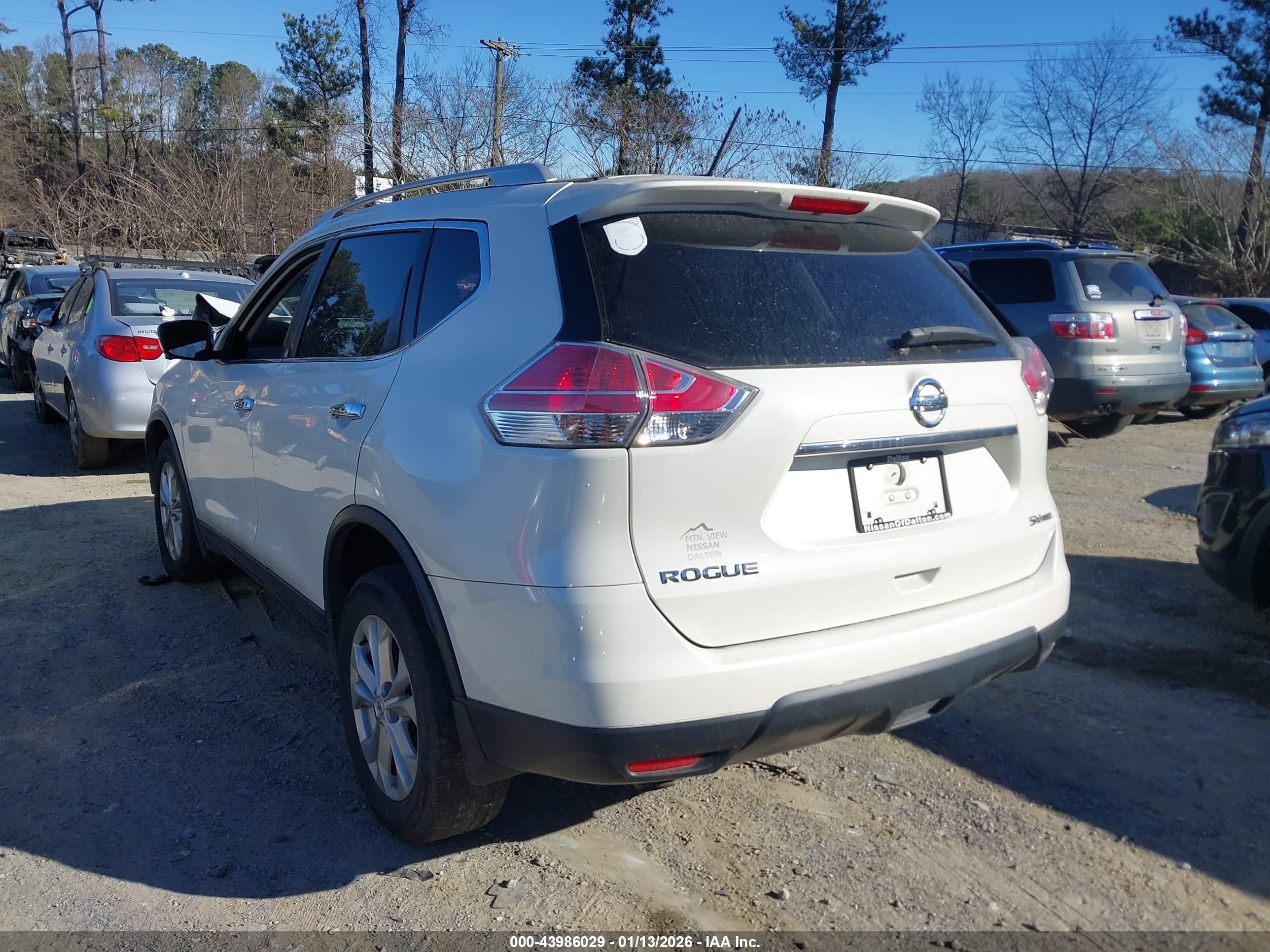 NISSAN ROGUE image 3