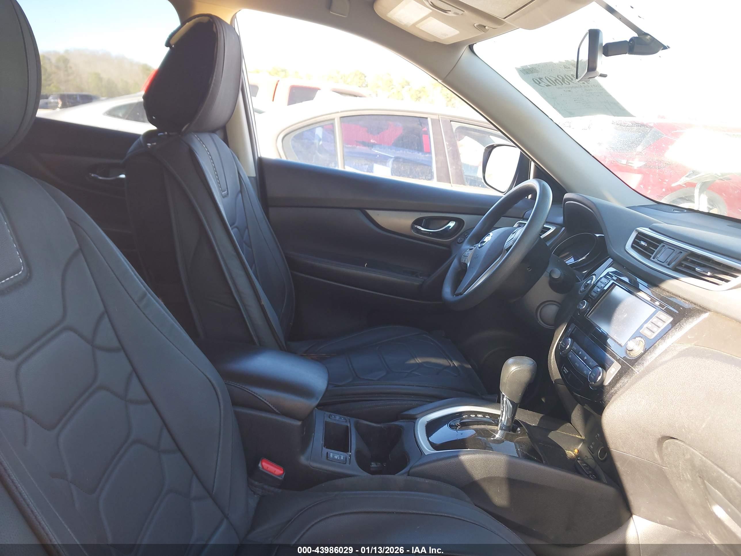 NISSAN ROGUE image 5