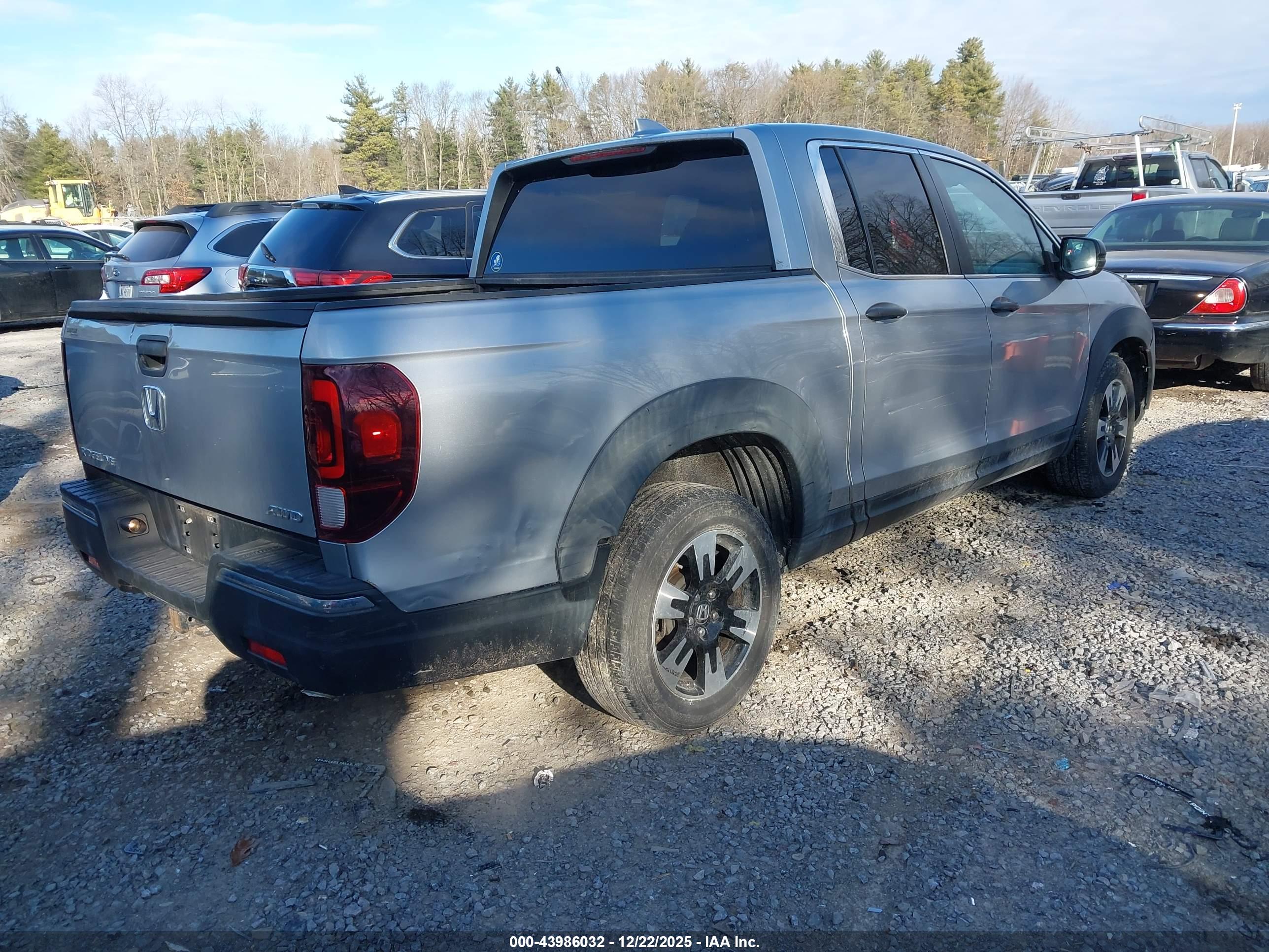 HONDA RIDGELINE image 4