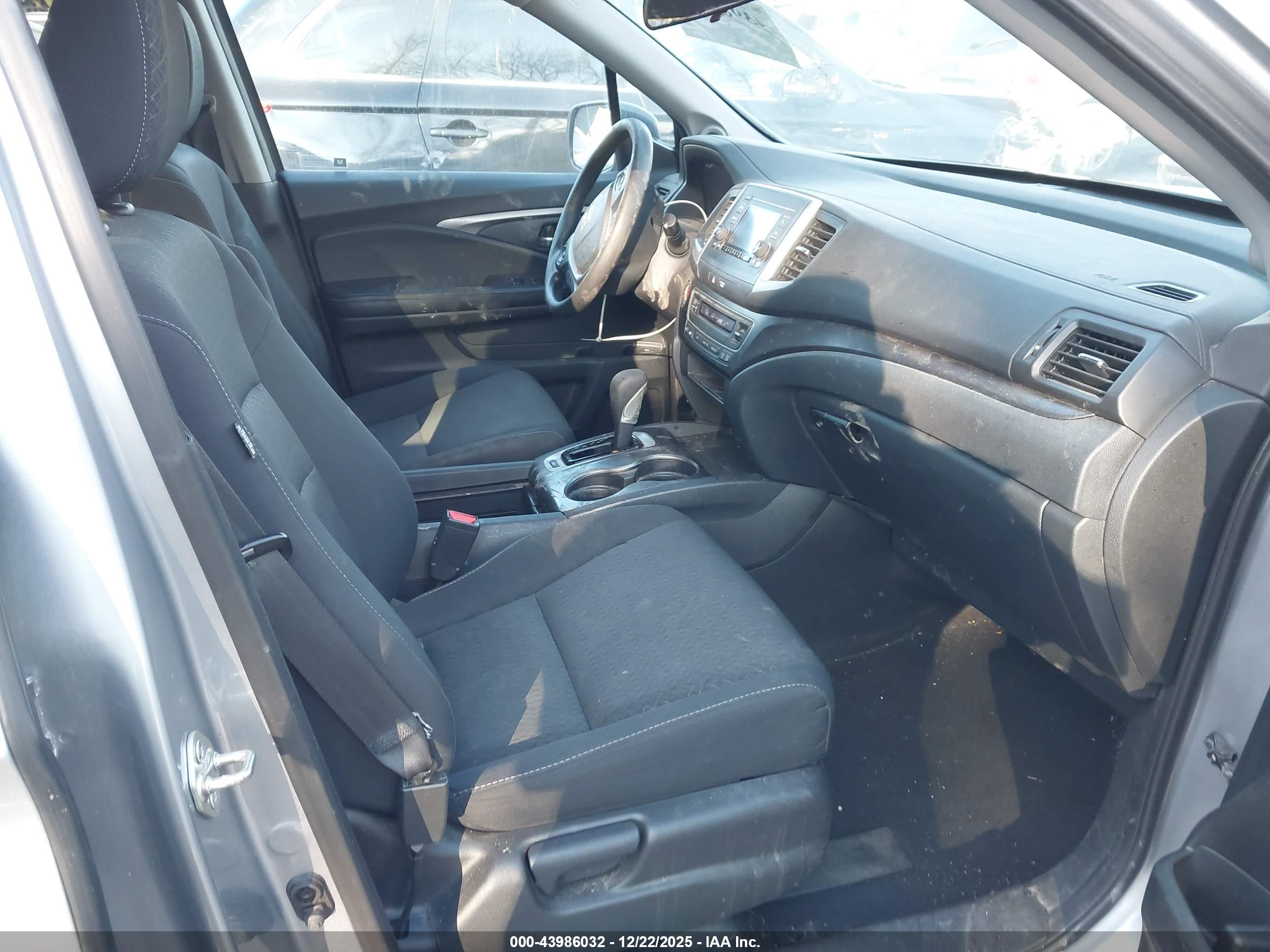 HONDA RIDGELINE image 5