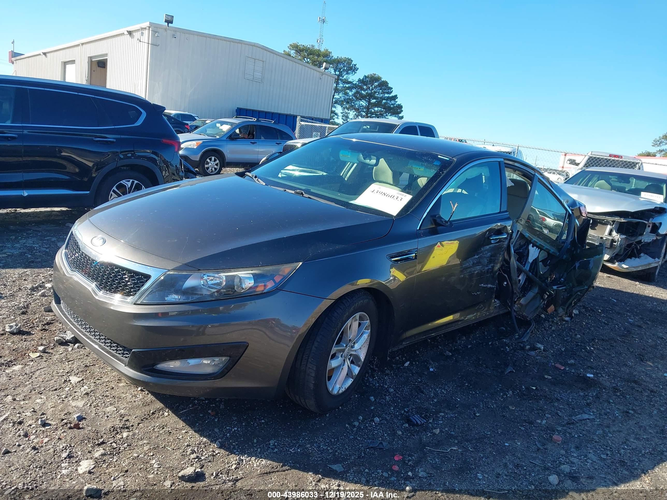 KIA OPTIMA image 2