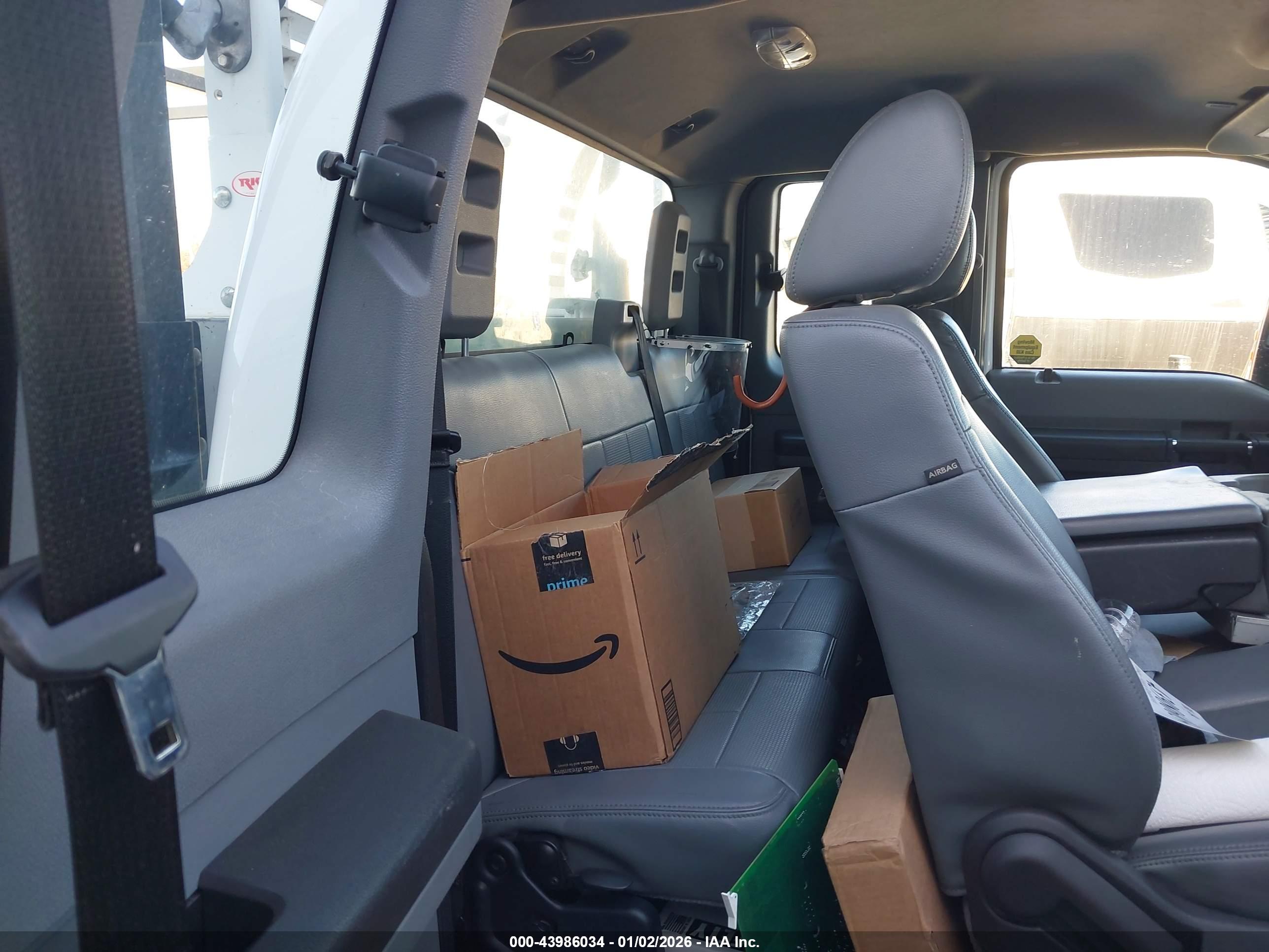 FORD F-250 image 8