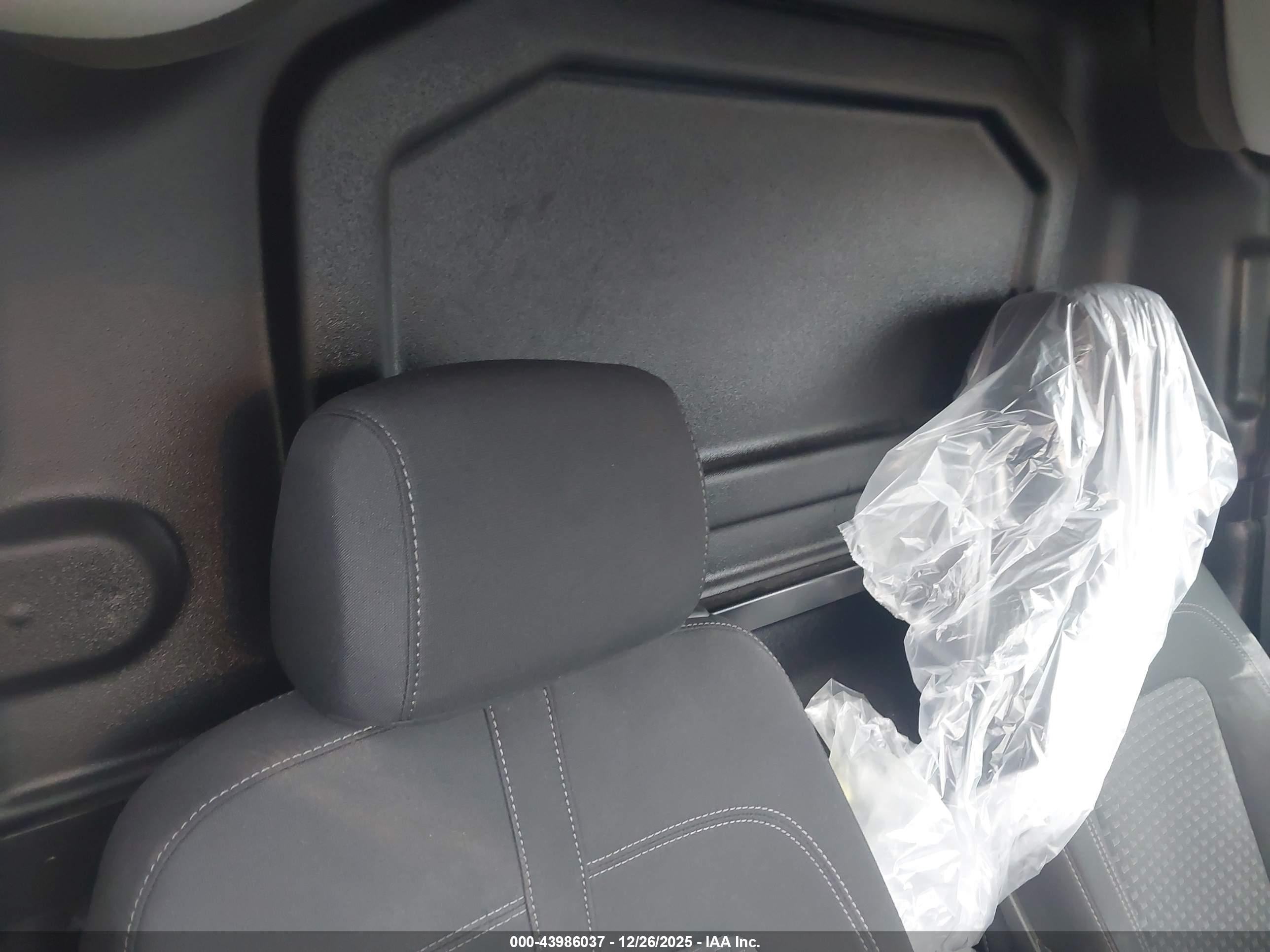 FORD TRANSIT image 8