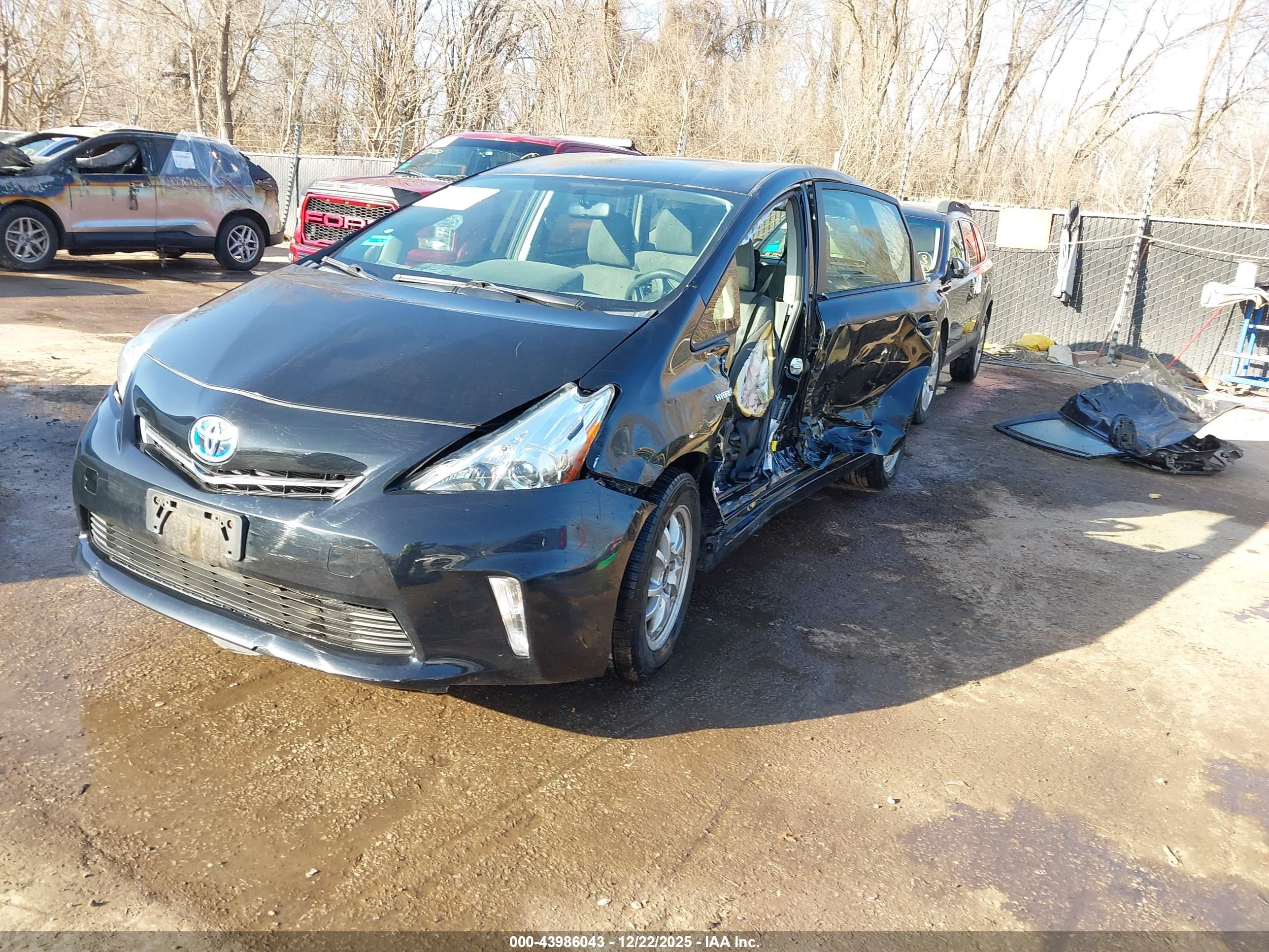 TOYOTA PRIUS image 2