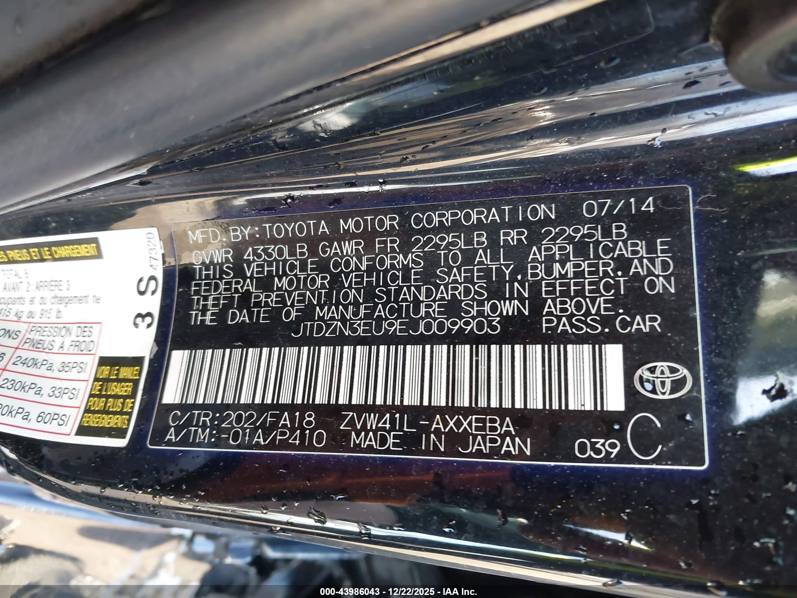 TOYOTA PRIUS image 9