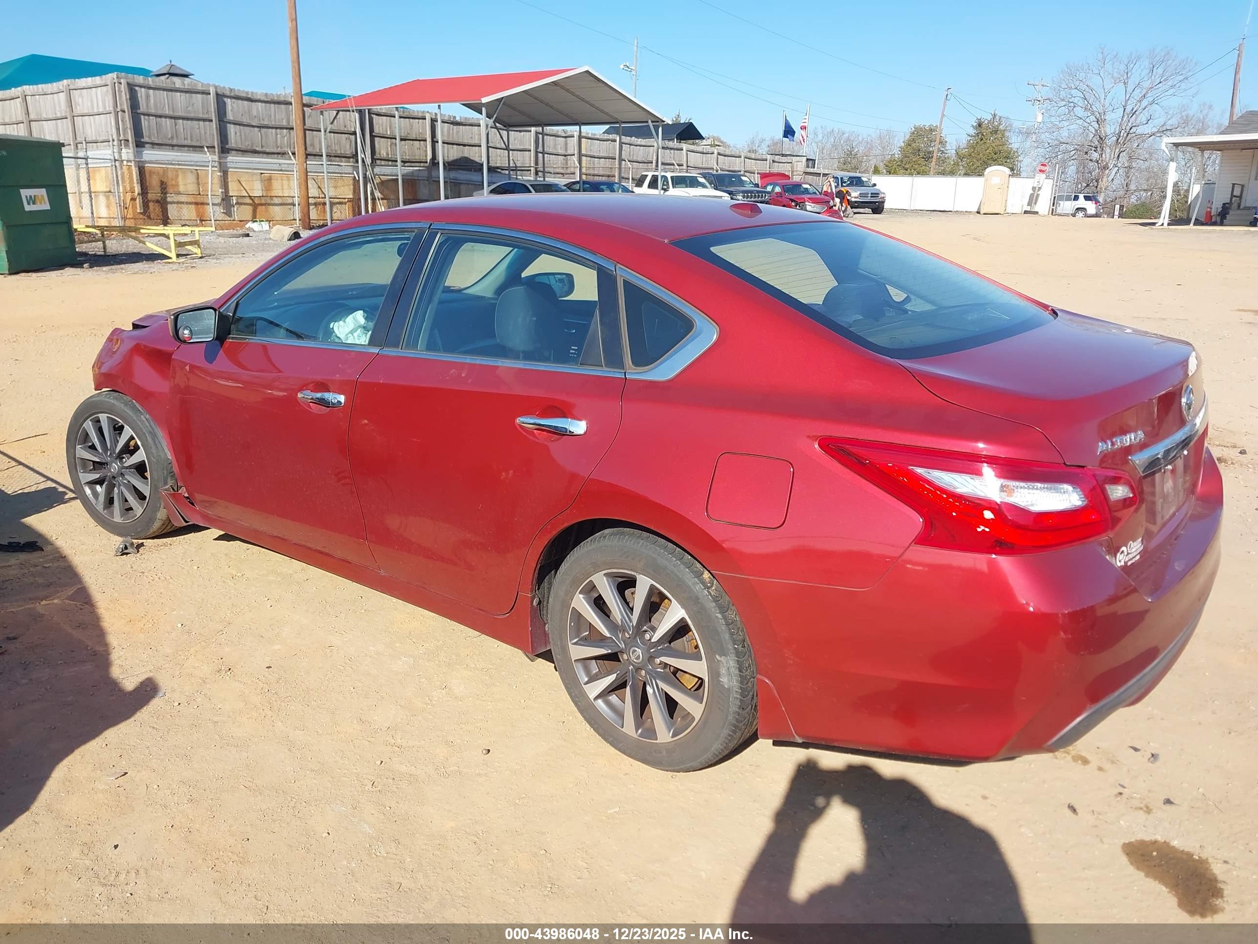 NISSAN ALTIMA image 3