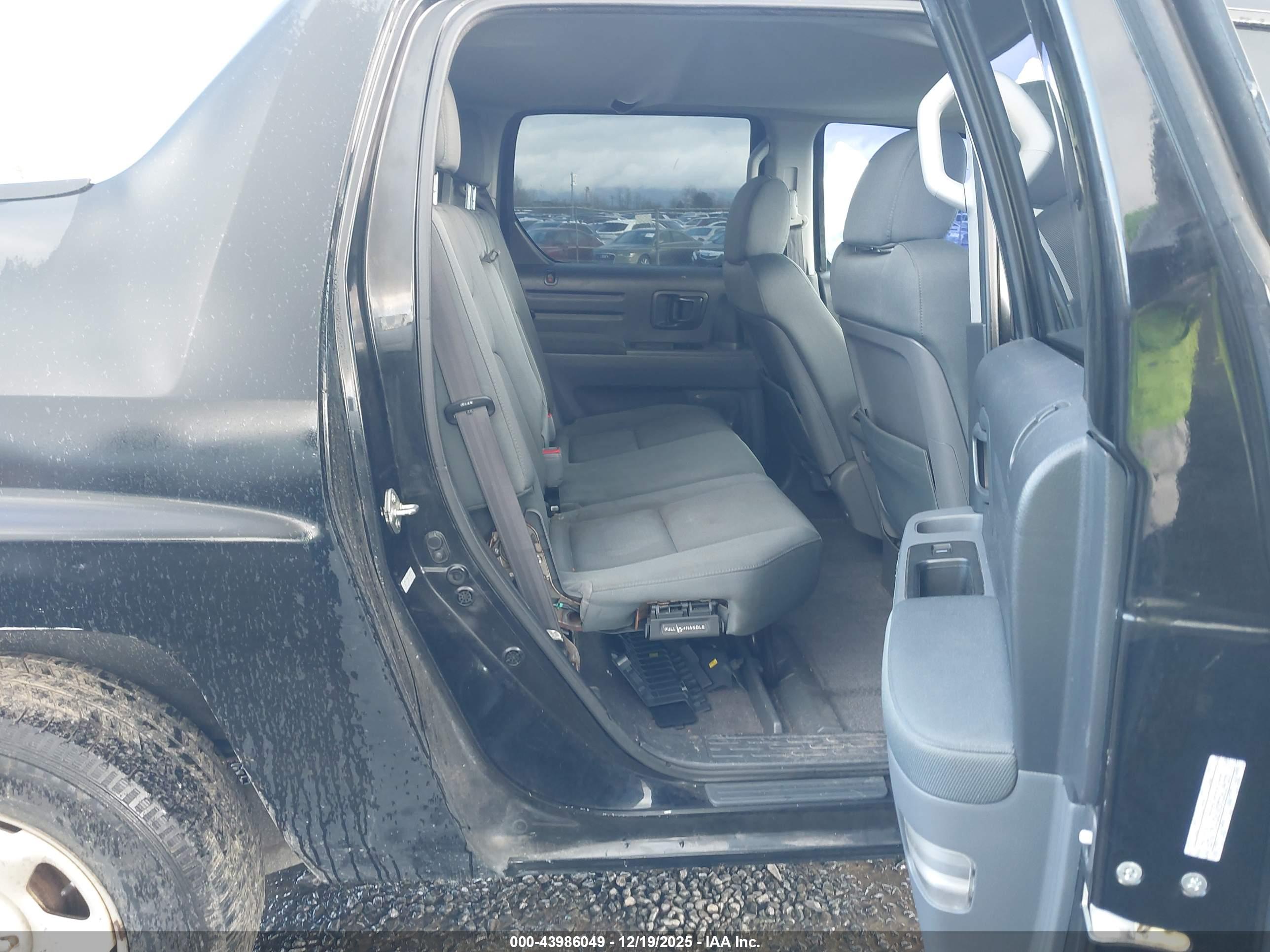 HONDA RIDGELINE image 8