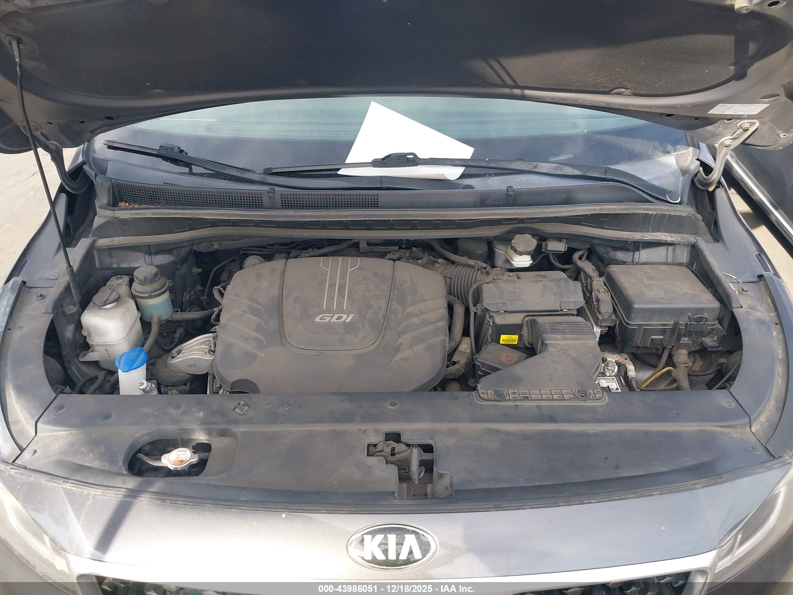 KIA SEDONA image 10