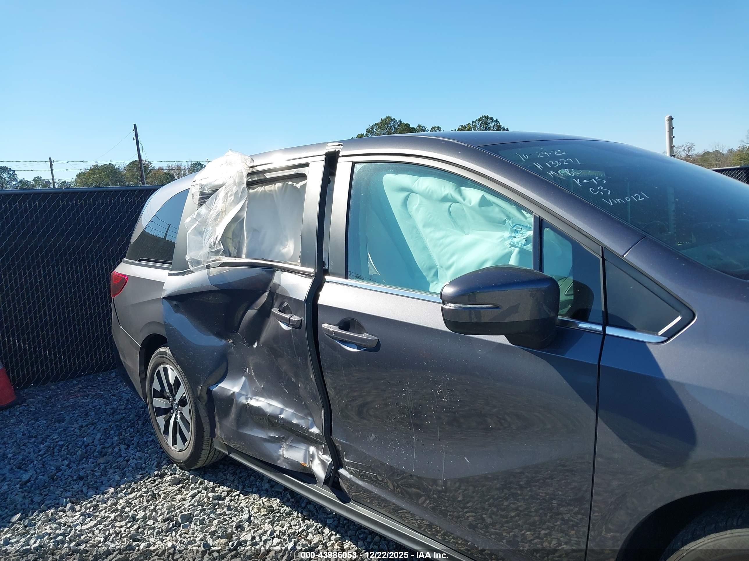 HONDA ODYSSEY image 6
